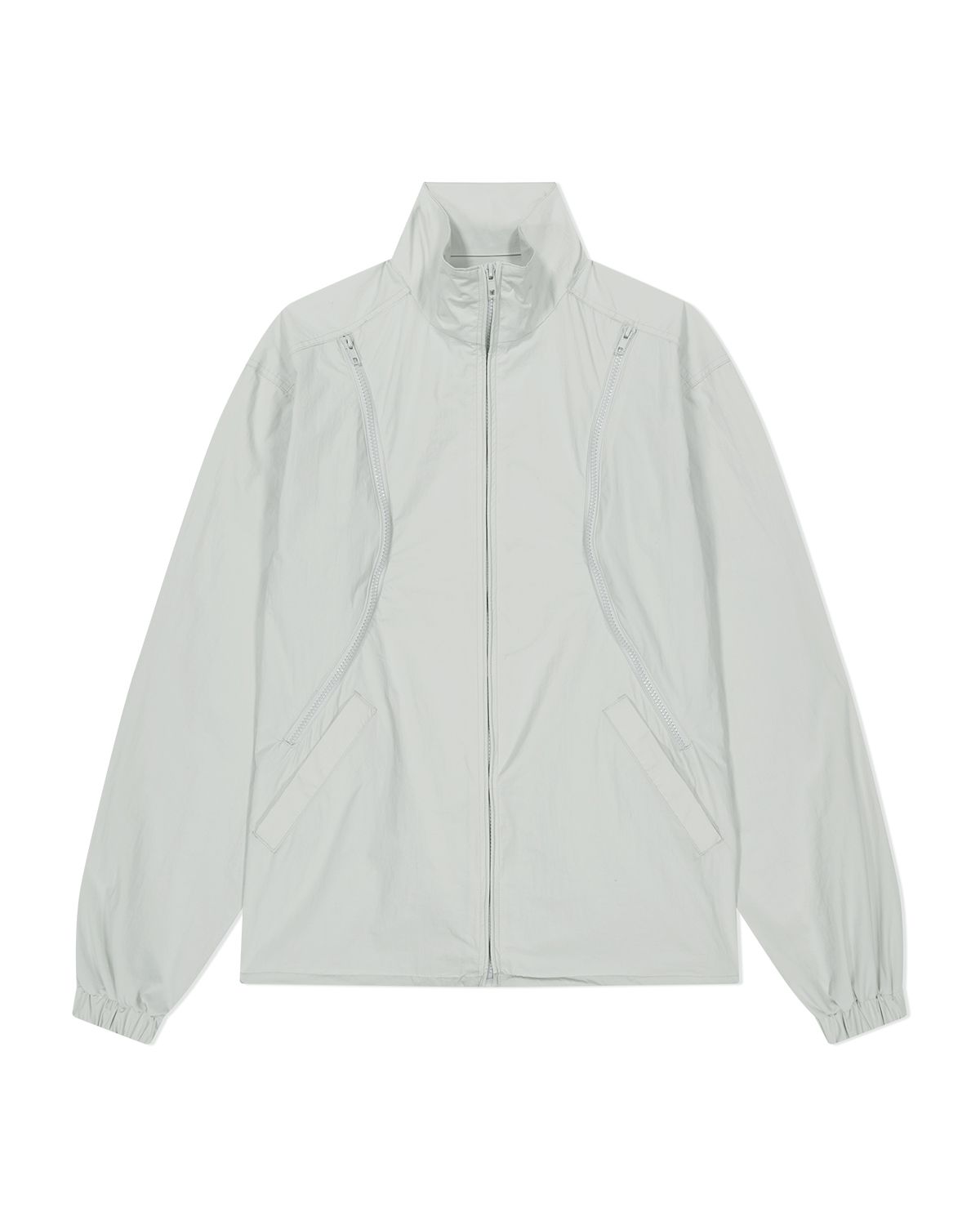 더뮤지엄비지터(THEMUSEUMVISITOR) NYLON CURVED ZIPPER WINDBREAKER (SILVER GREY)
