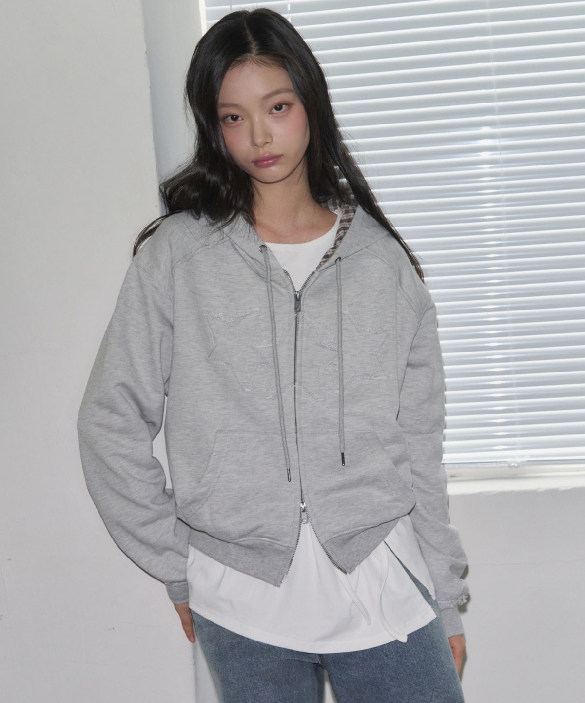 레더리(LEATHERY) [레더리X아네딘] 스타 패치 체크 후드 집업 [MELANGE]