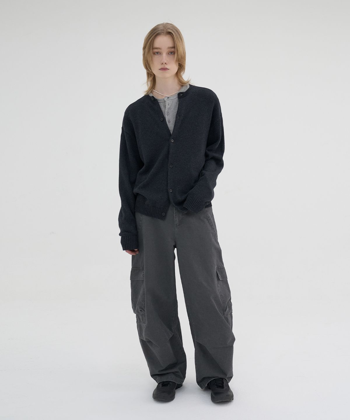 노운(NOUN) washed cargo pants (charcoal)