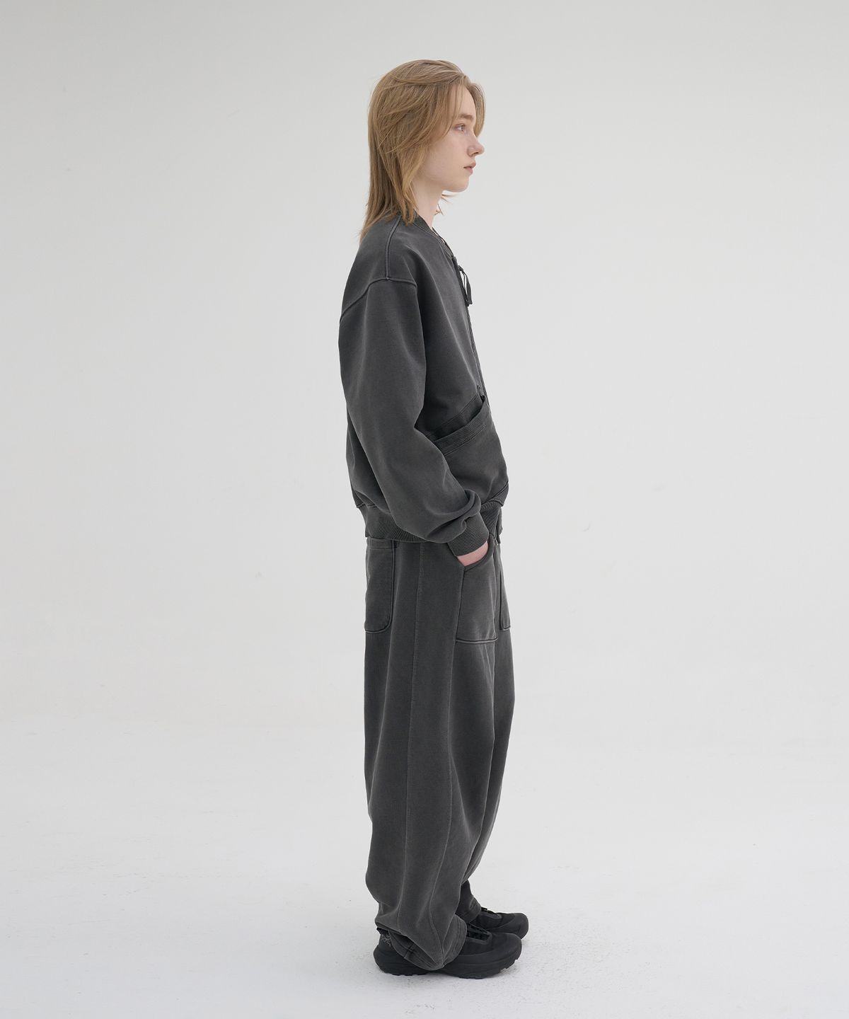 노운(NOUN) faded sweat pants (charcoal)