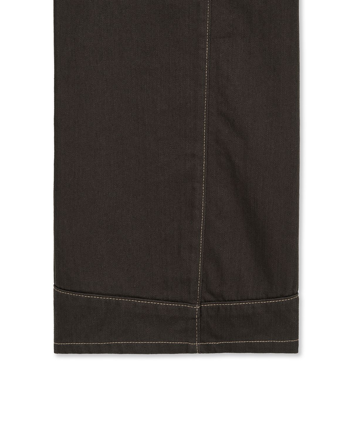 마뗑킴(MATIN KIM) WAIST BUCKLE STITCH POINT TWILL DENIM PANTS IN BROWN