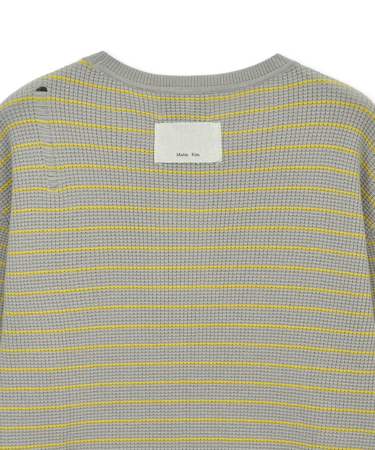 마뗑킴(MATIN KIM) STRIPE DAMAGED LOOSE PULLOVER IN BEIGE