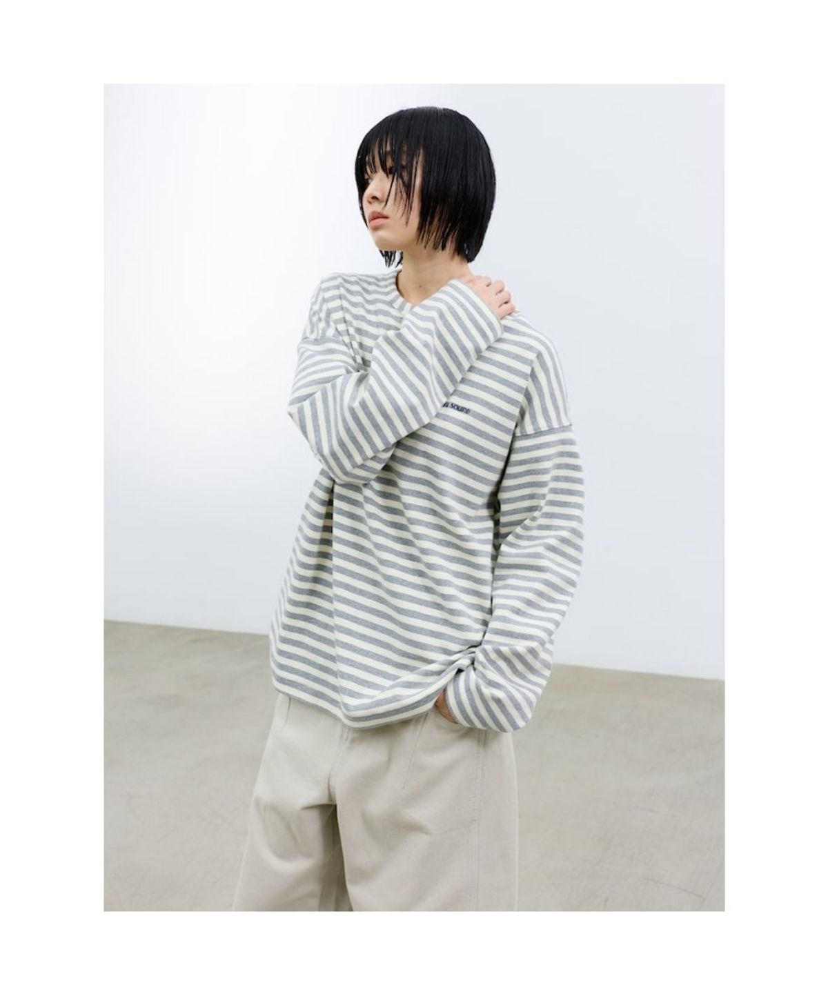 샌드 사운드(SAND SOUND) (UNISEX) 어닝 스트라이프 롱슬리브 티셔츠 그레이