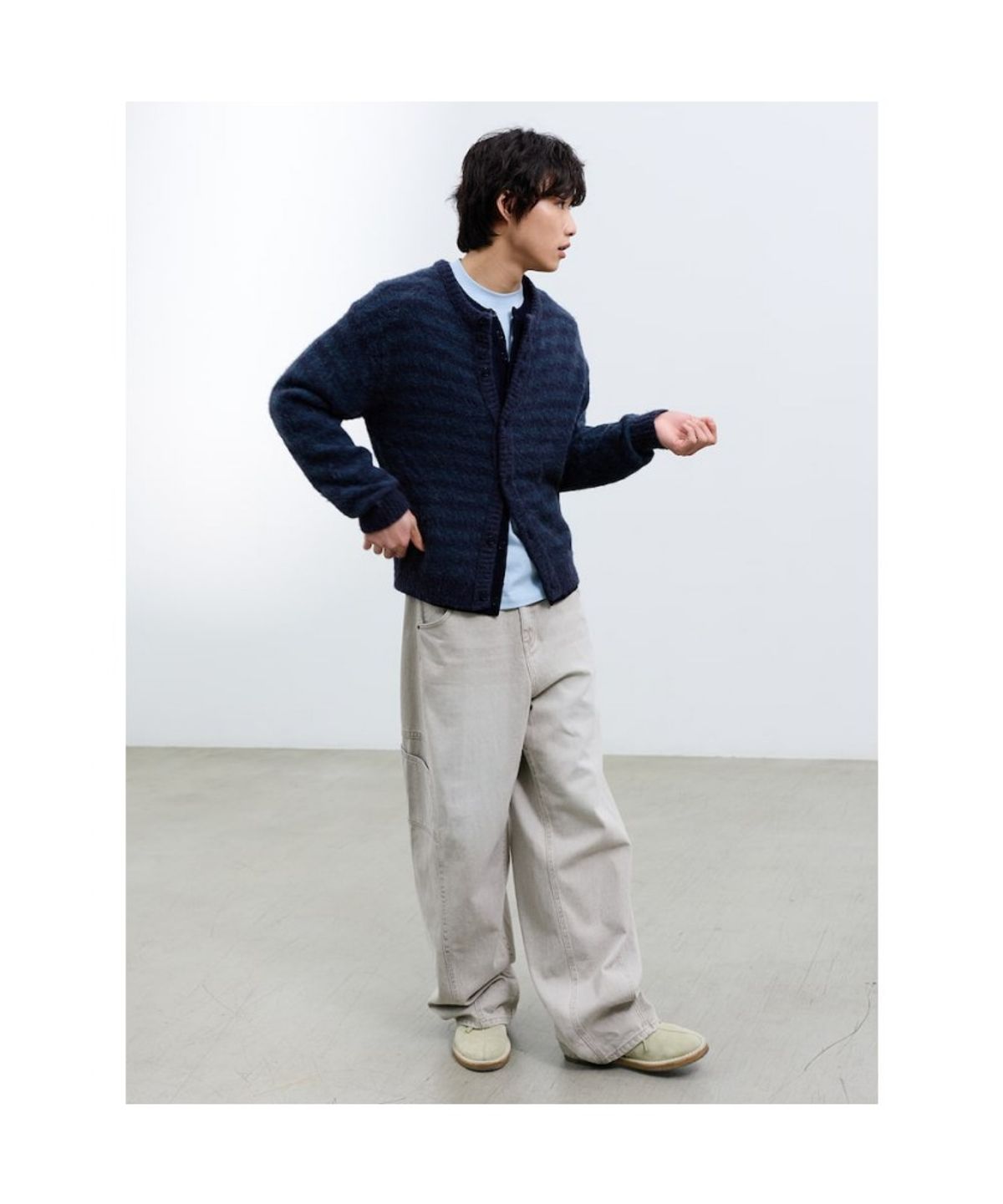 샌드 사운드(SAND SOUND) (UNISEX) 모헤어 블렌드 라운드넥 스트라이프 카디건 네이비