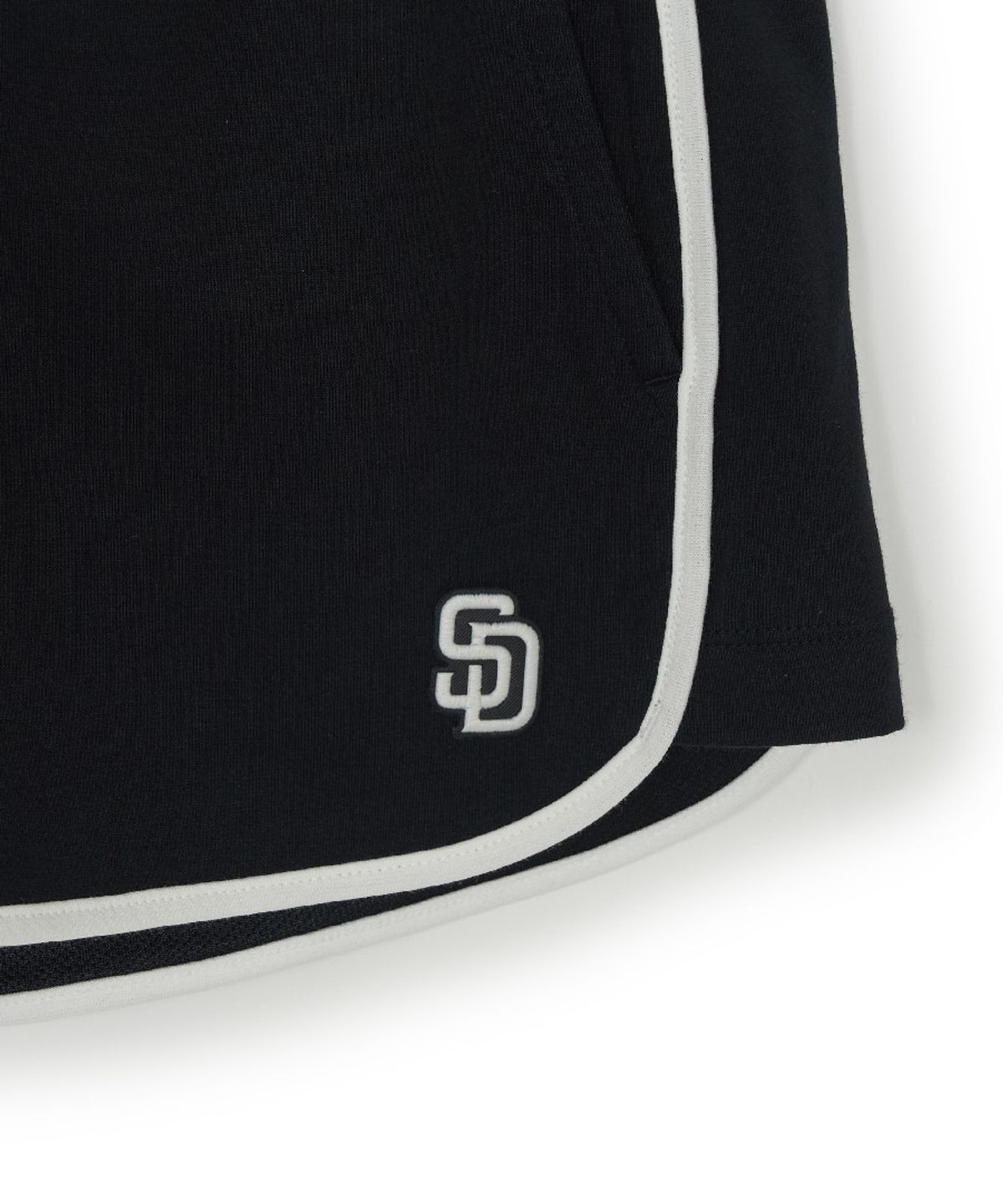 엠엘비(MLB) 여성 베이직 스몰로고 러닝 돌핀 팬츠 SD (Black)