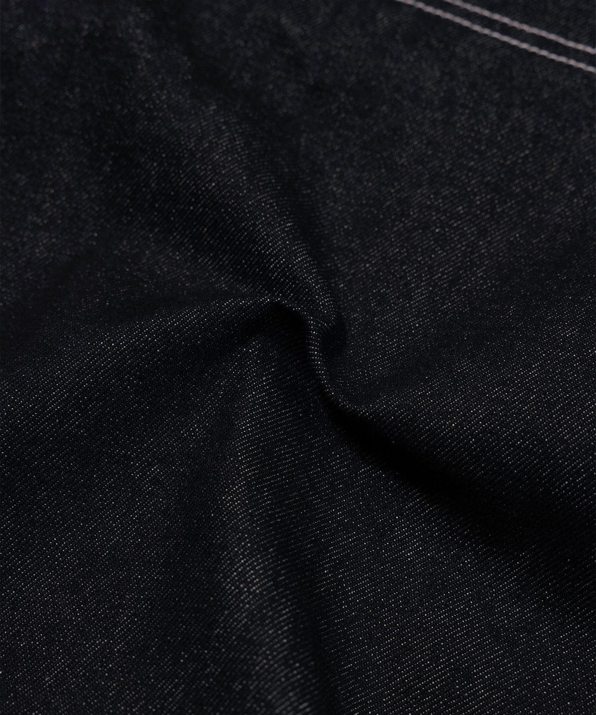 카이파이(KAIFAI) 트레이스 데님 버뮤다 팬츠 (블랙) K26QC242