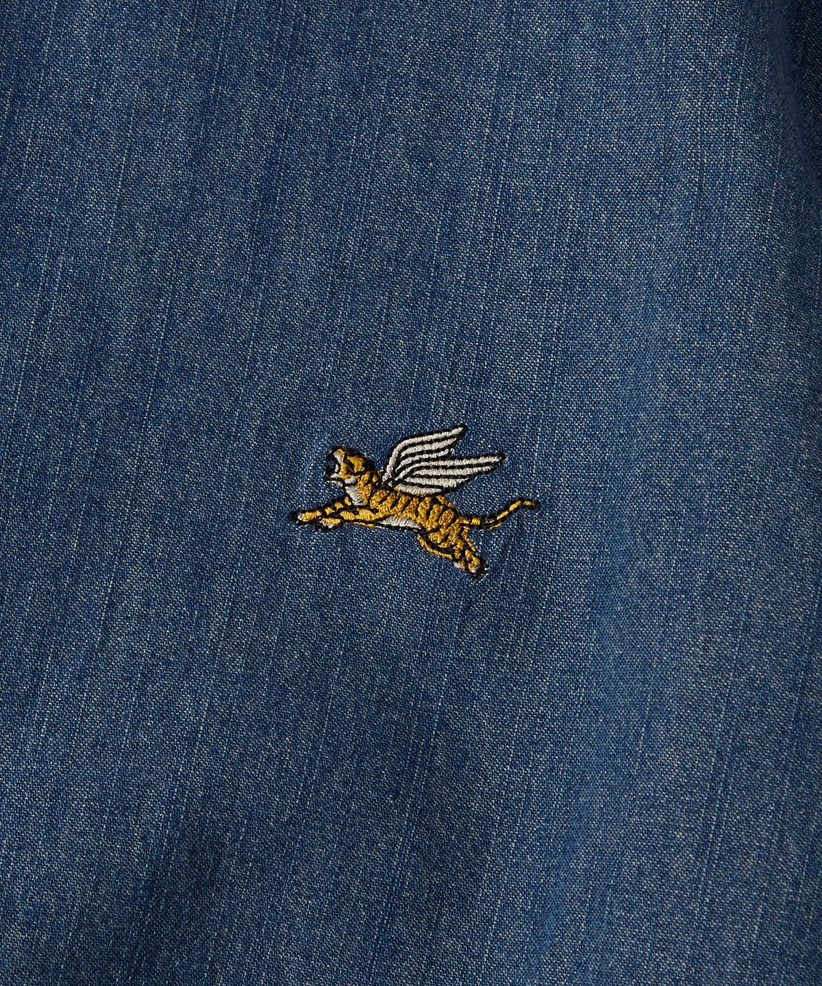 아웃스탠딩(OUTSTANDING) MIGHTY TIGER DENIM SHIRT_MEDIUM BLUE