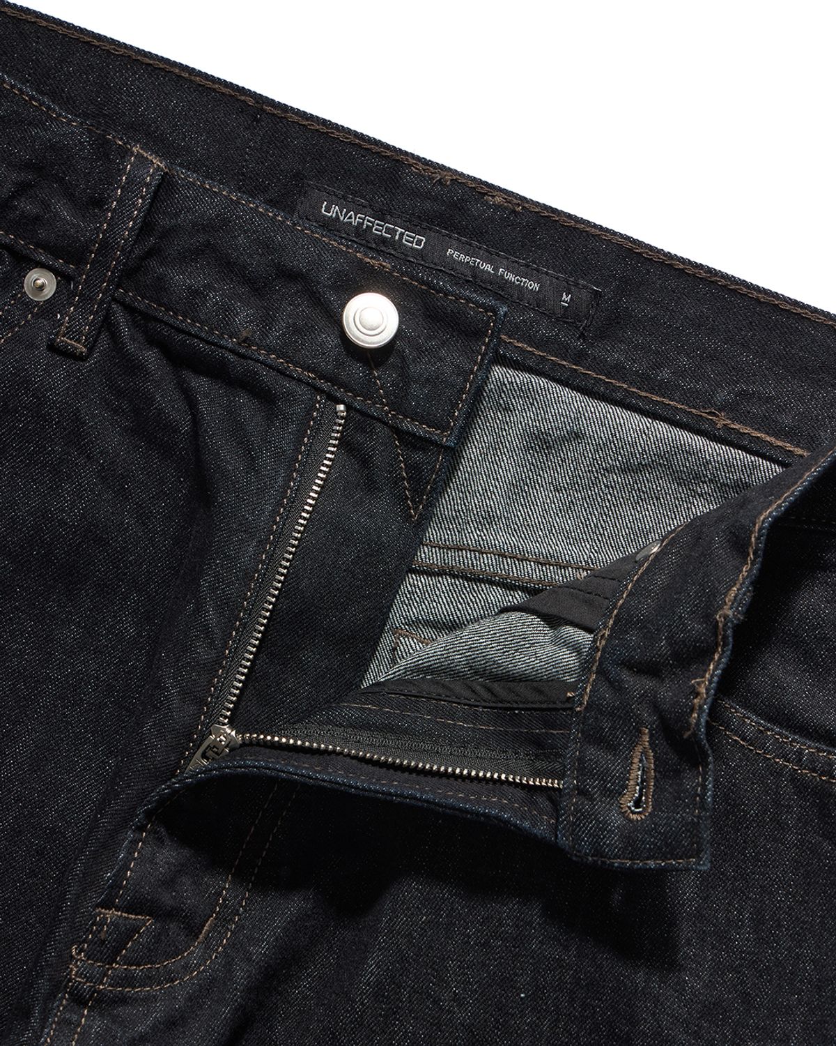 언어펙티드 에센셜(UNAFFECTED ESSENTIAL) RELAX CURVED DENIM / INDIGO