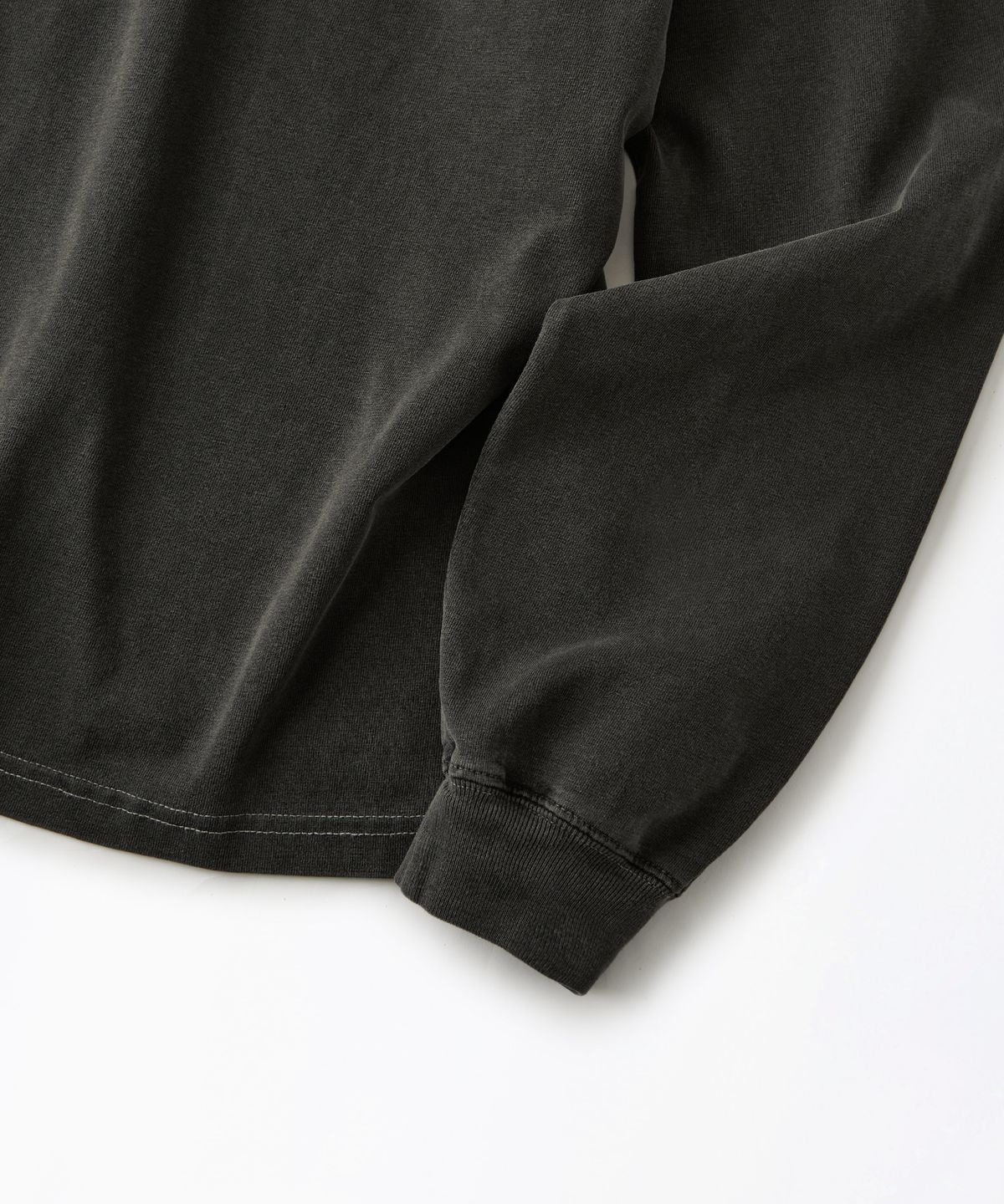 아웃스탠딩(OUTSTANDING) MOT SERIES LONG SLEEVE(SOUL GARAGE)_PIGMENT CHARCOAL