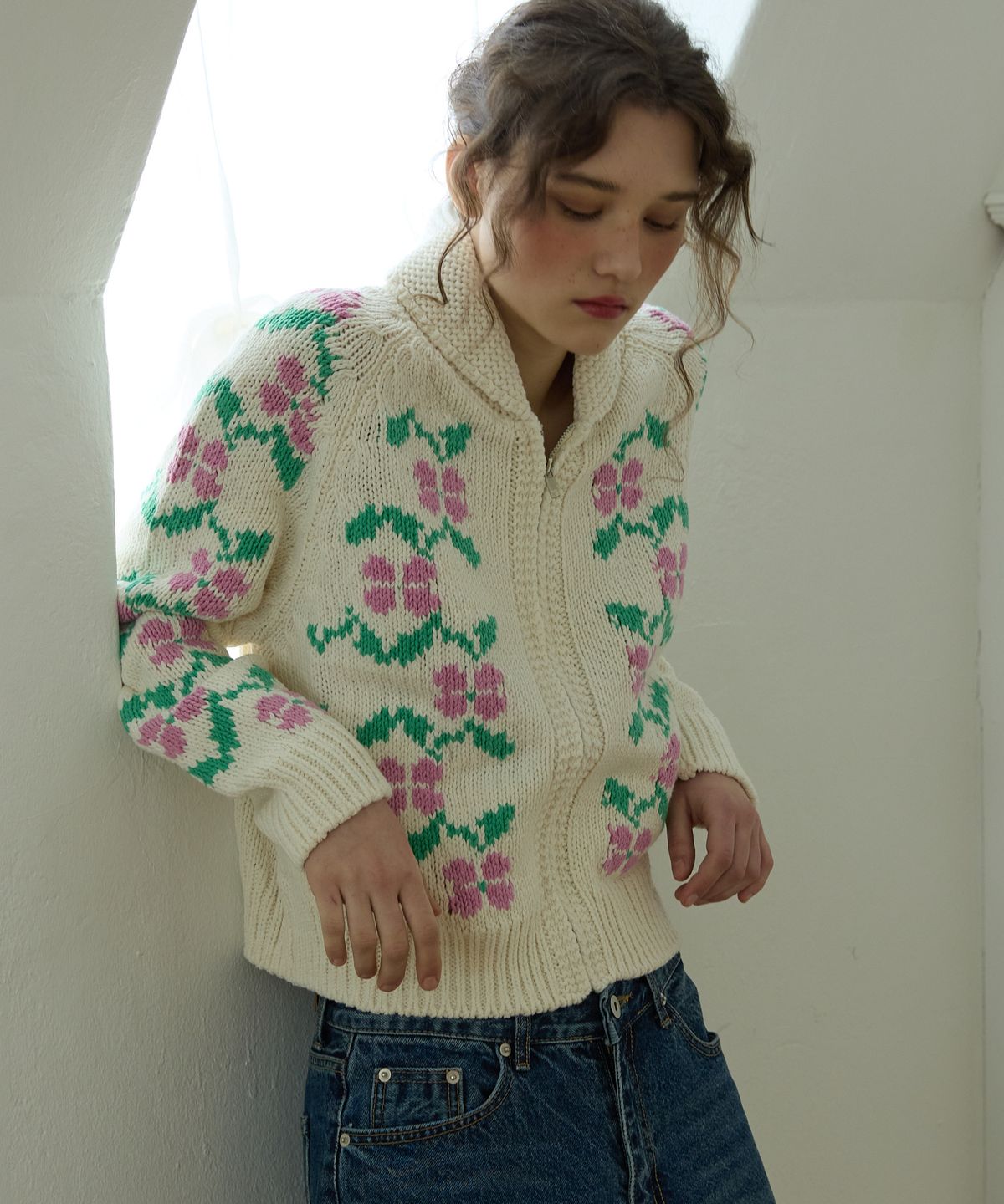 오픈도어스튜디오(OPENDOORSTUDIO) Dazy flower knit Ivory