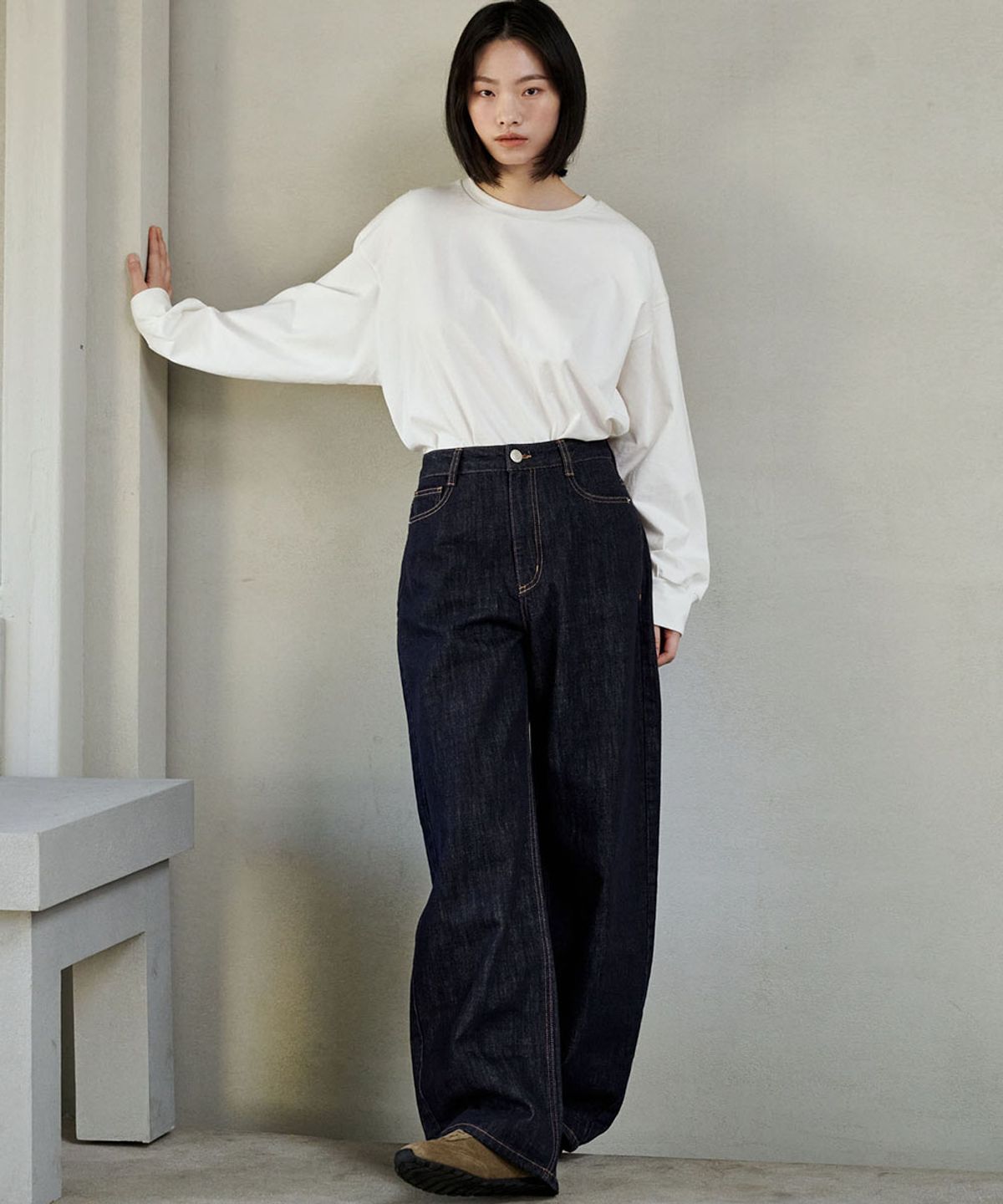 마롭(MALOUPE) 9156 커브드 베럴 데님 팬츠 (다크 인디고)