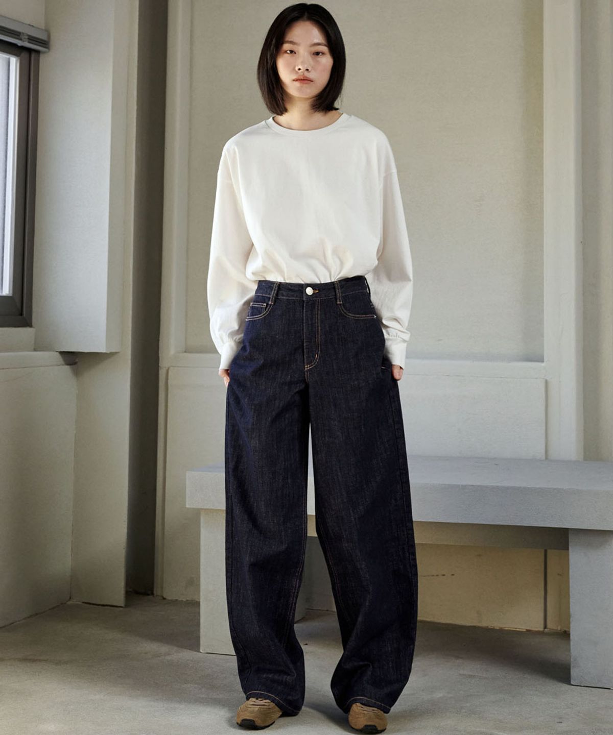 마롭(MALOUPE) 9156 커브드 베럴 데님 팬츠 (다크 인디고)
