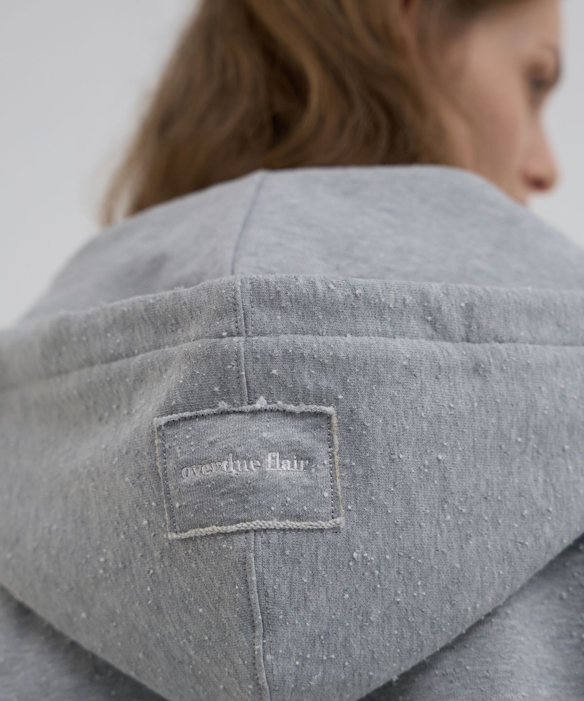 오버듀플레어(OVERDUEFLAIR) DAMAGED WASHED ZIP-UP HOODIE_MELANGE GREY