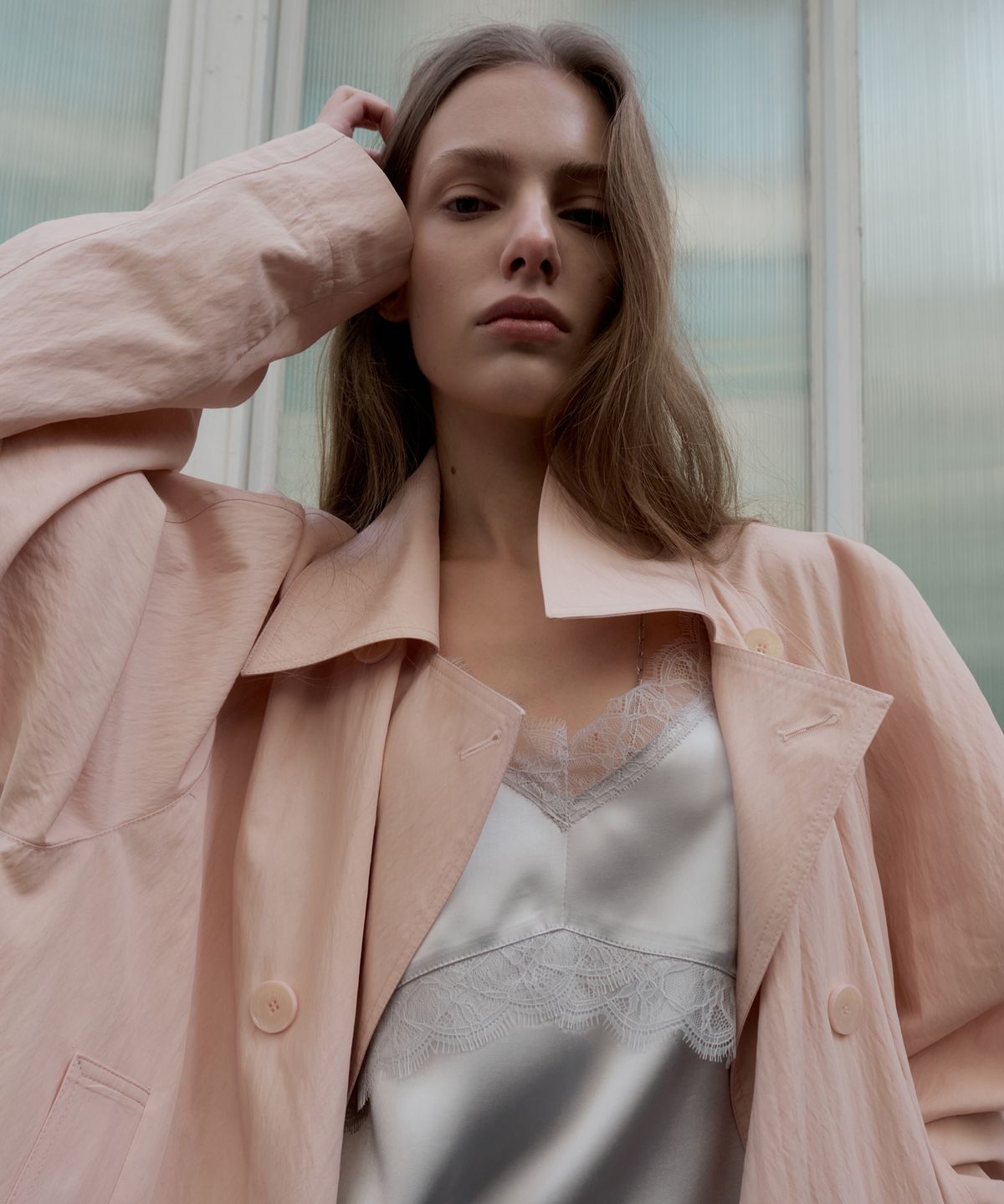 오버듀플레어(OVERDUEFLAIR) SIGNATURE OVERSIZED TRENCH COAT_PEACH