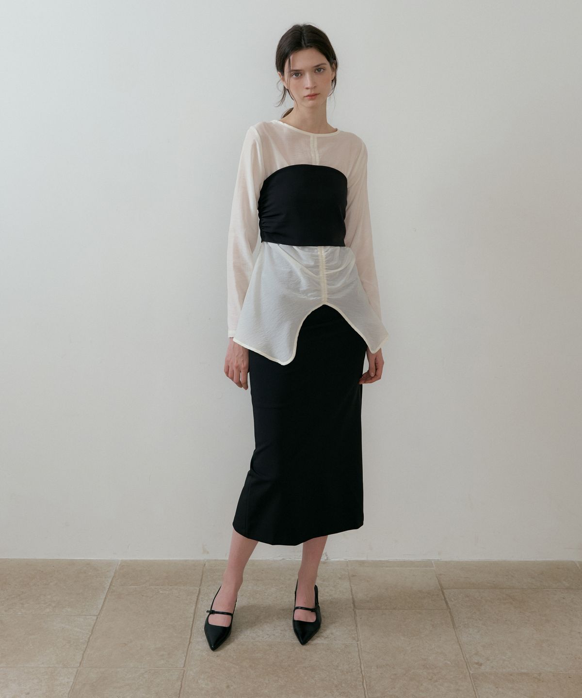 리올그(REORG) BATD TRIM SHIRRING BLOUSE CREAM