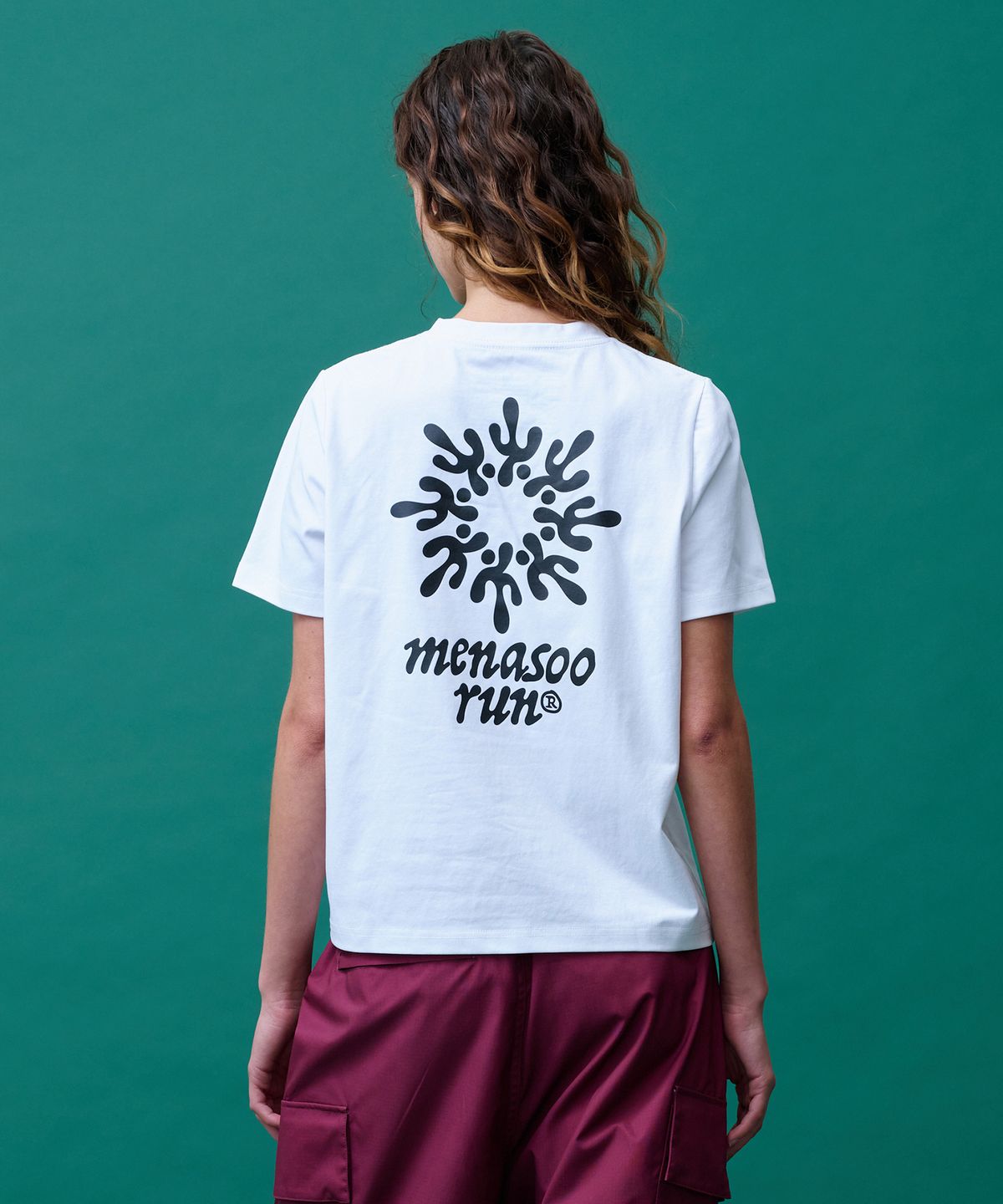 미나수(MENASOO) Run Symbol Sorona T Shirt (Basic Fit)