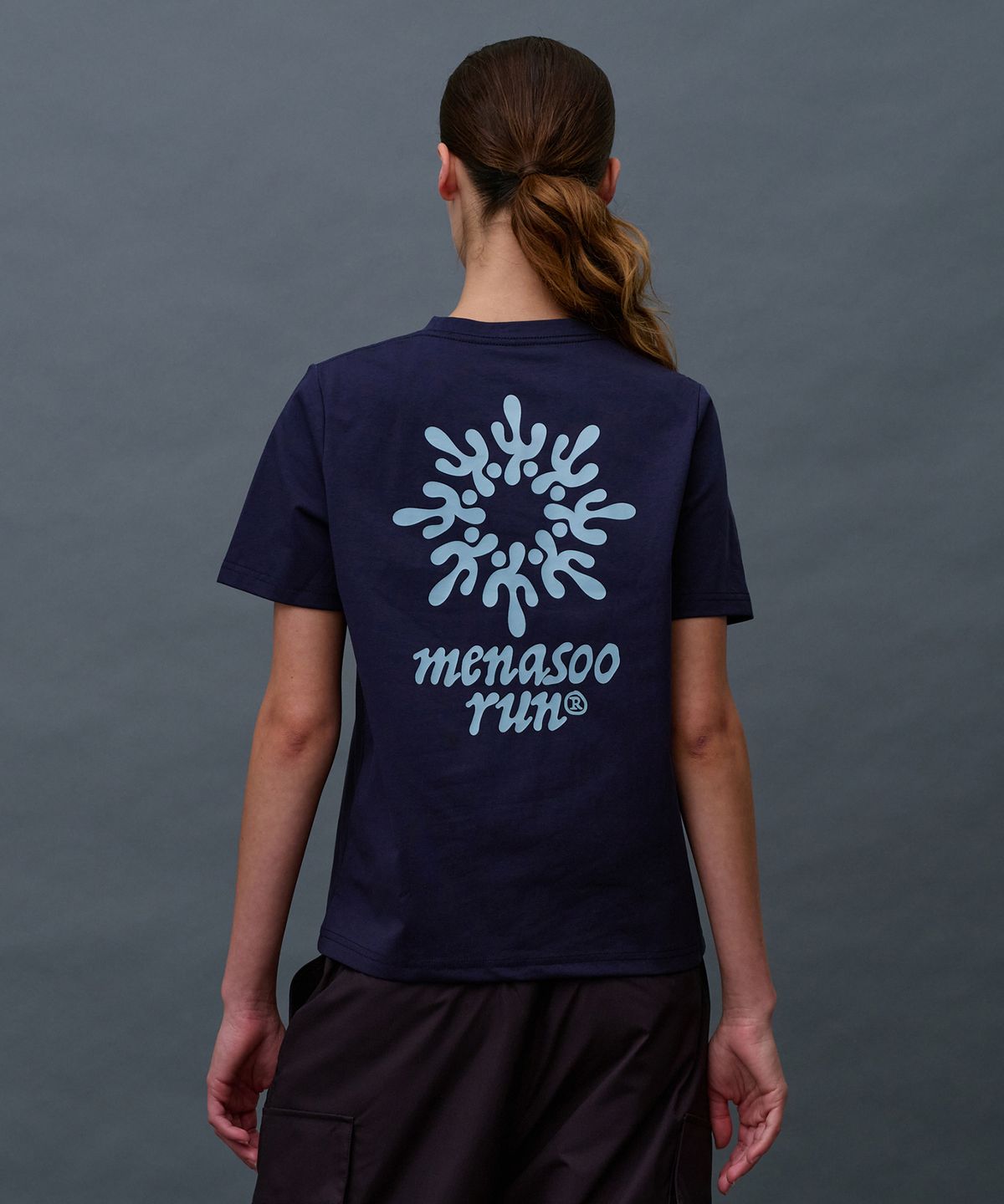 미나수(MENASOO) Run Symbol Sorona T Shirt (Basic Fit)