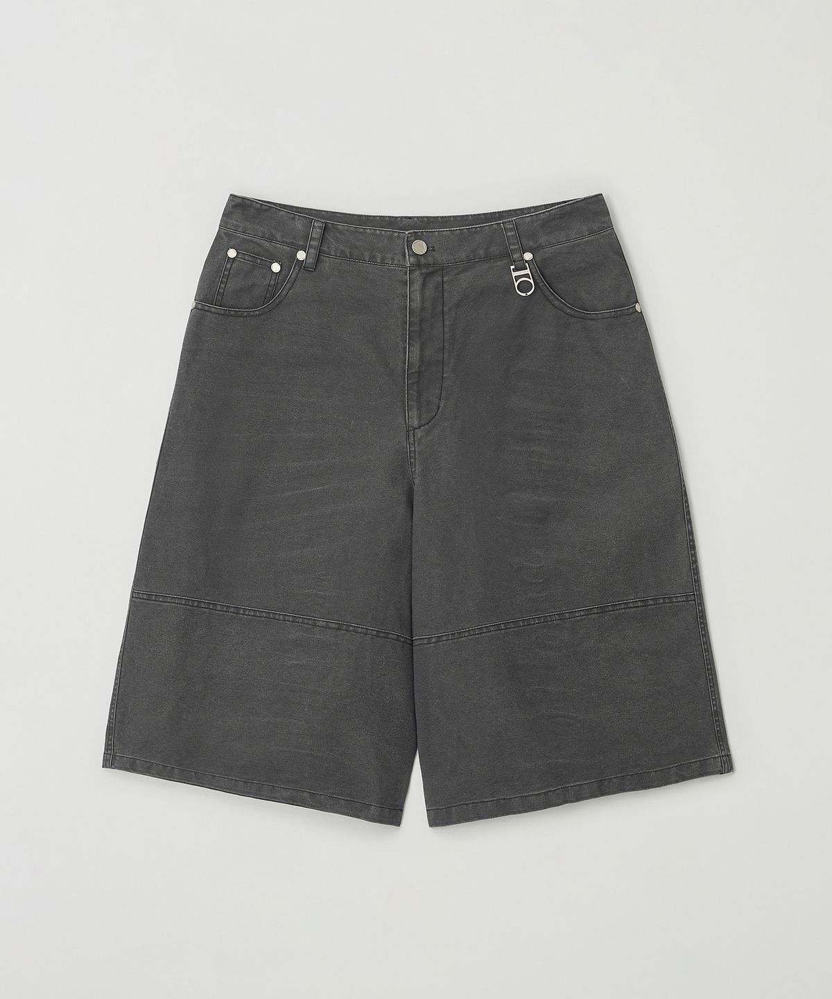 디써티원(DTHIRTYONE) Pigment Dyed Bermuda Shorts (CHARCOAL)