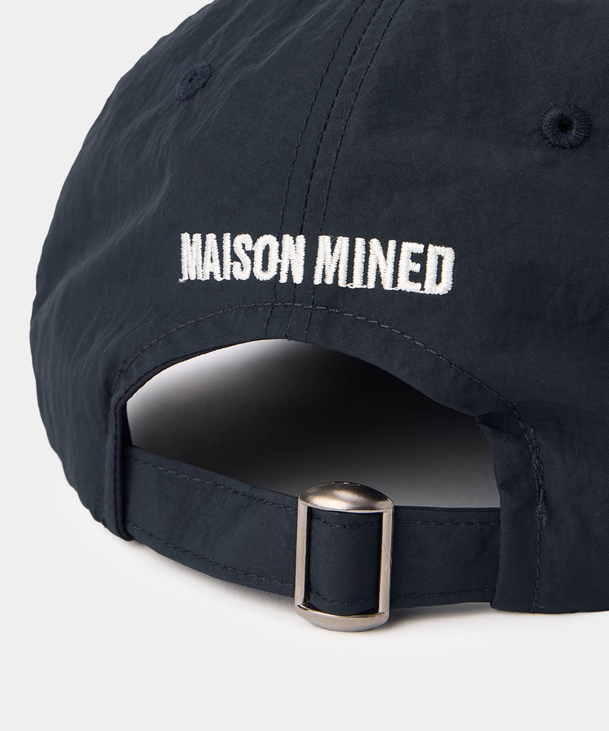 메종미네드(MAISON MINED) NYLON TRUCKER CAP NAVY