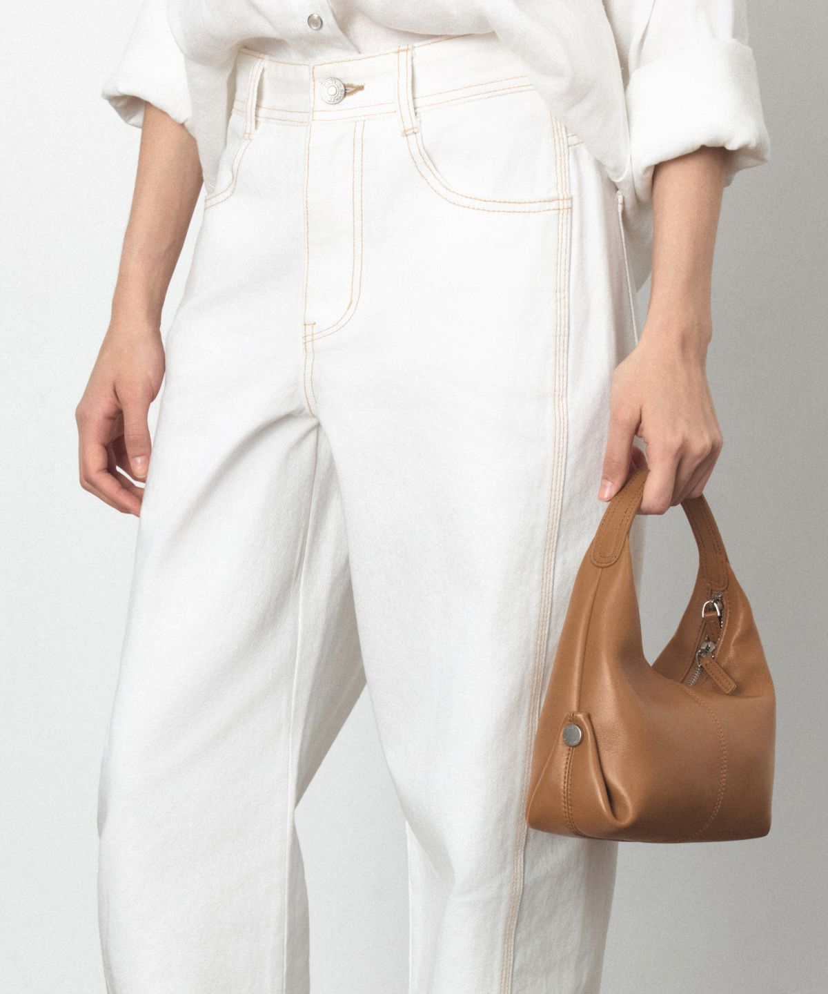시야쥬(SIYAZU) SIAC3076 Lambskin Flow Bag S_Camel