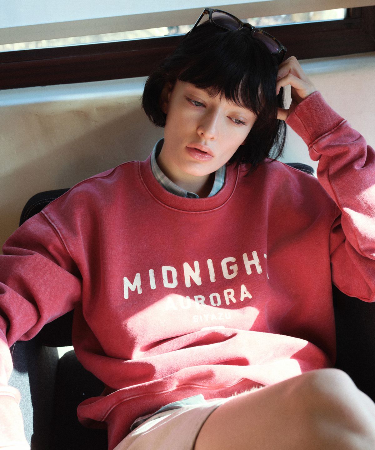 시야쥬(SIYAZU) SITP5252 MIDNIGHT AURORA 맨투맨_Red