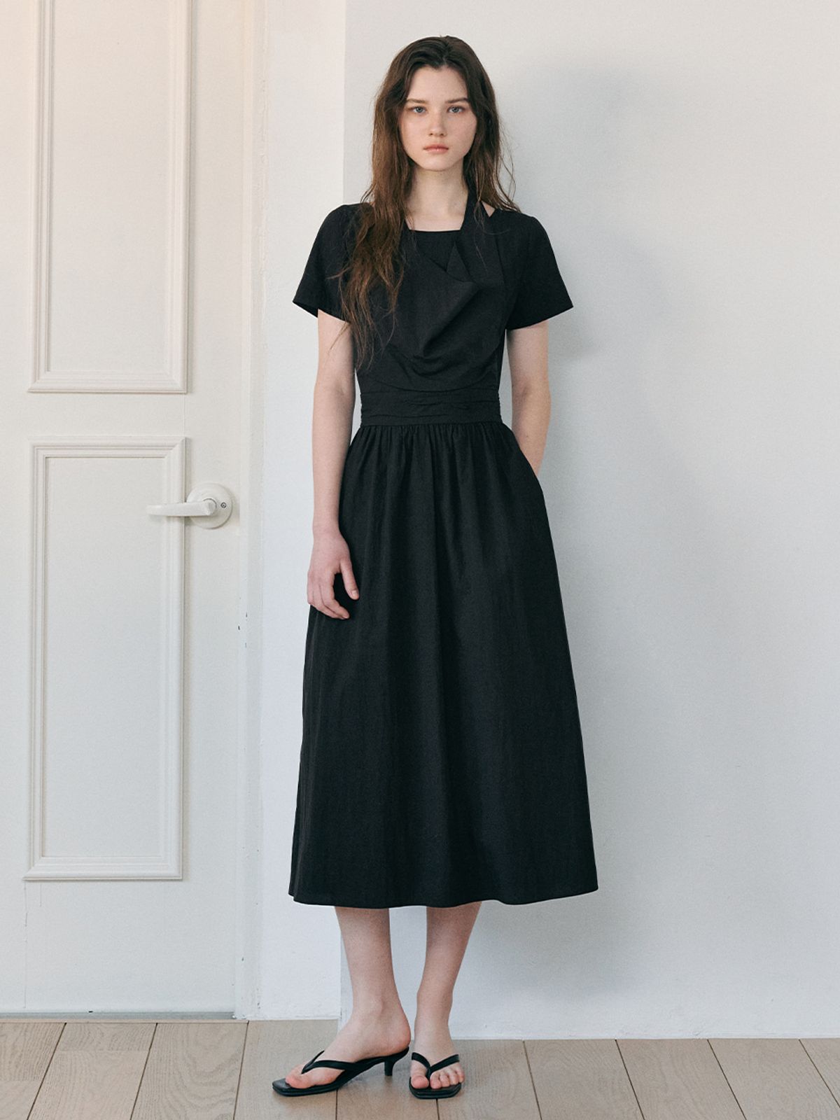 에트몽(ETMON) Layered Halter Dress, Black