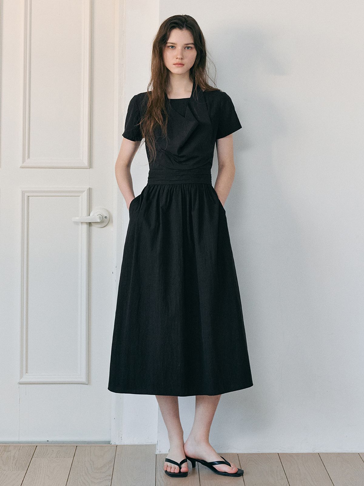 에트몽(ETMON) Layered Halter Dress, Black