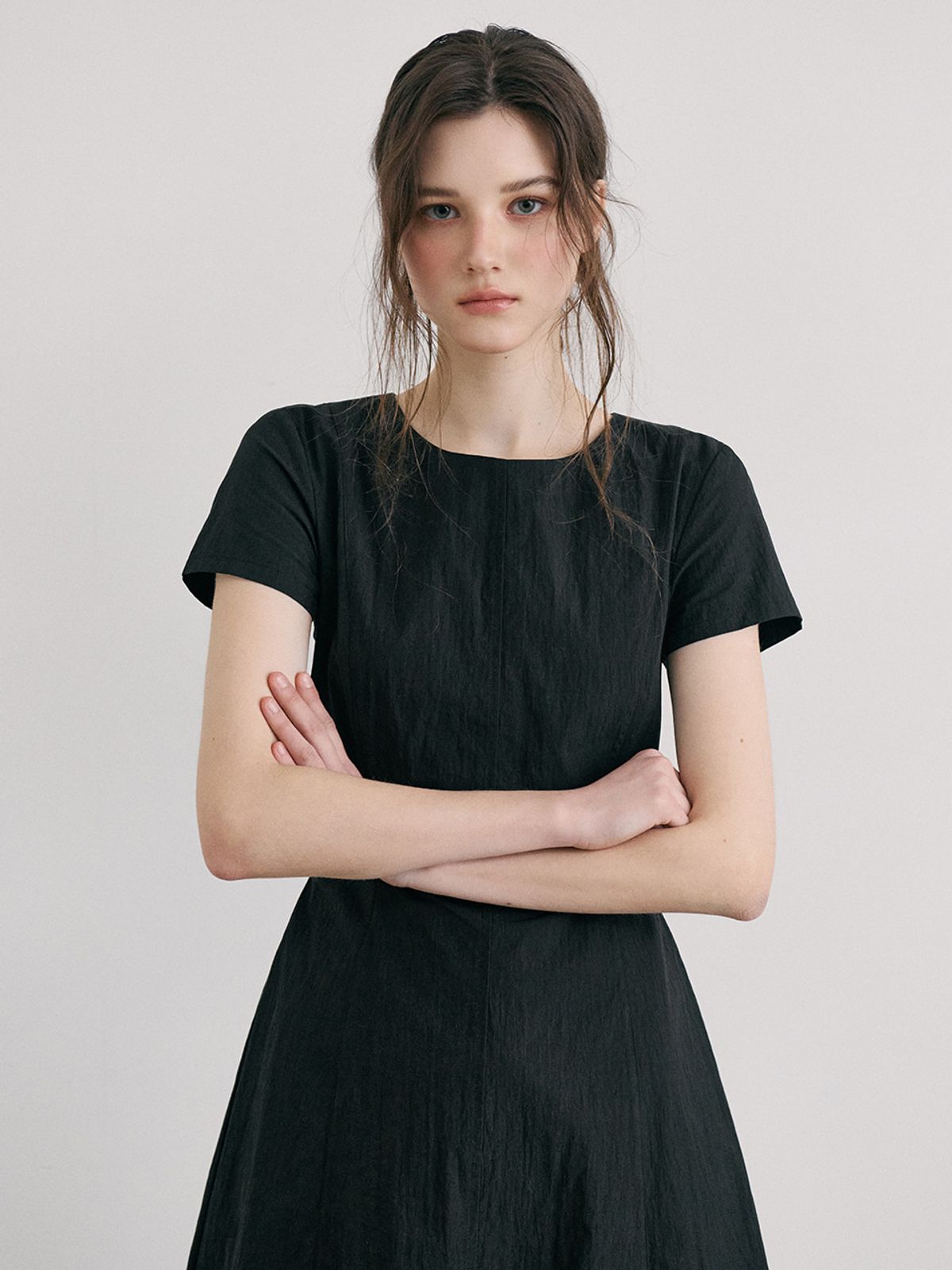 에트몽(ETMON) Side Button Stitch Dress, Black