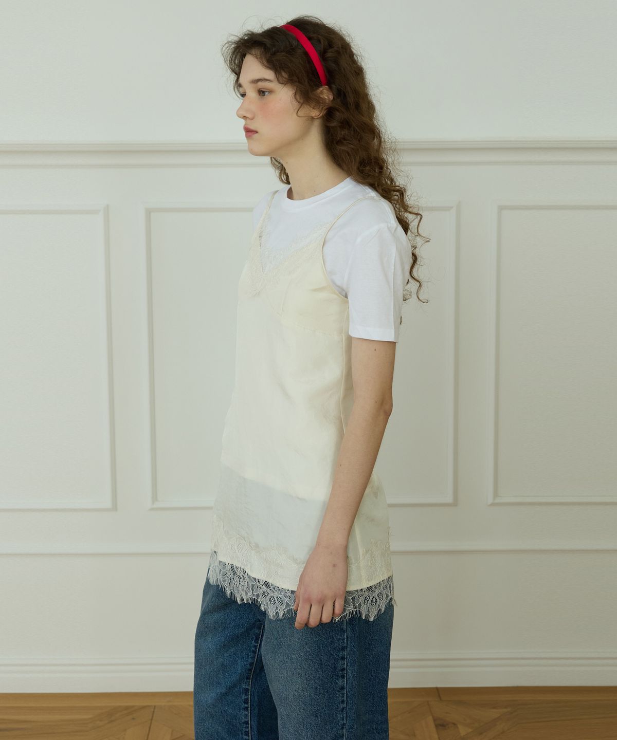 오픈도어스튜디오(OPENDOORSTUDIO) Midnight lace slip top Cream