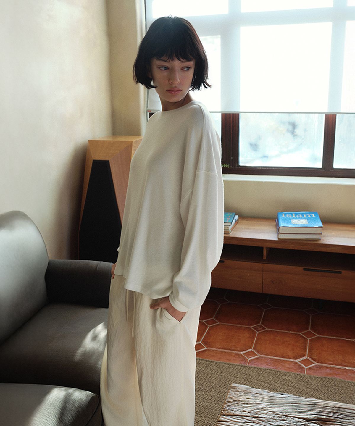 시야쥬(SIYAZU) SITP5243 가오리 슬러브 티셔츠_Ivory