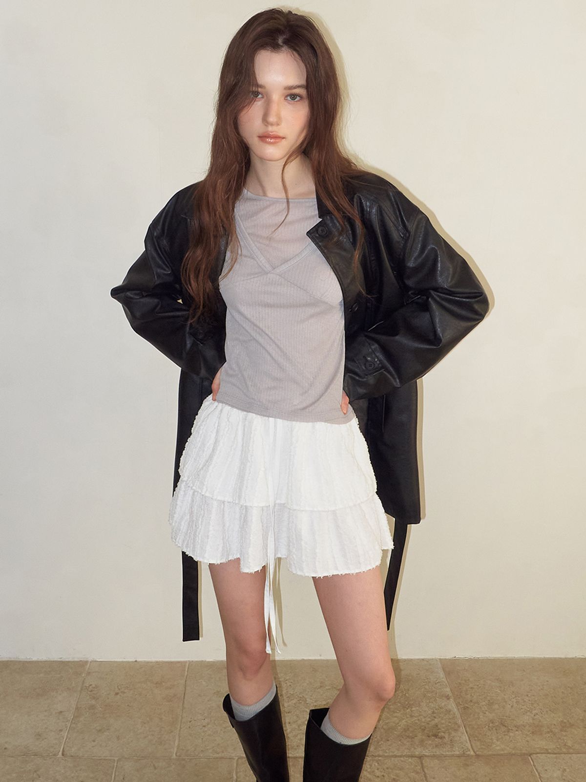 에트몽(ETMON) Texture Tiered Mini Skirt, White