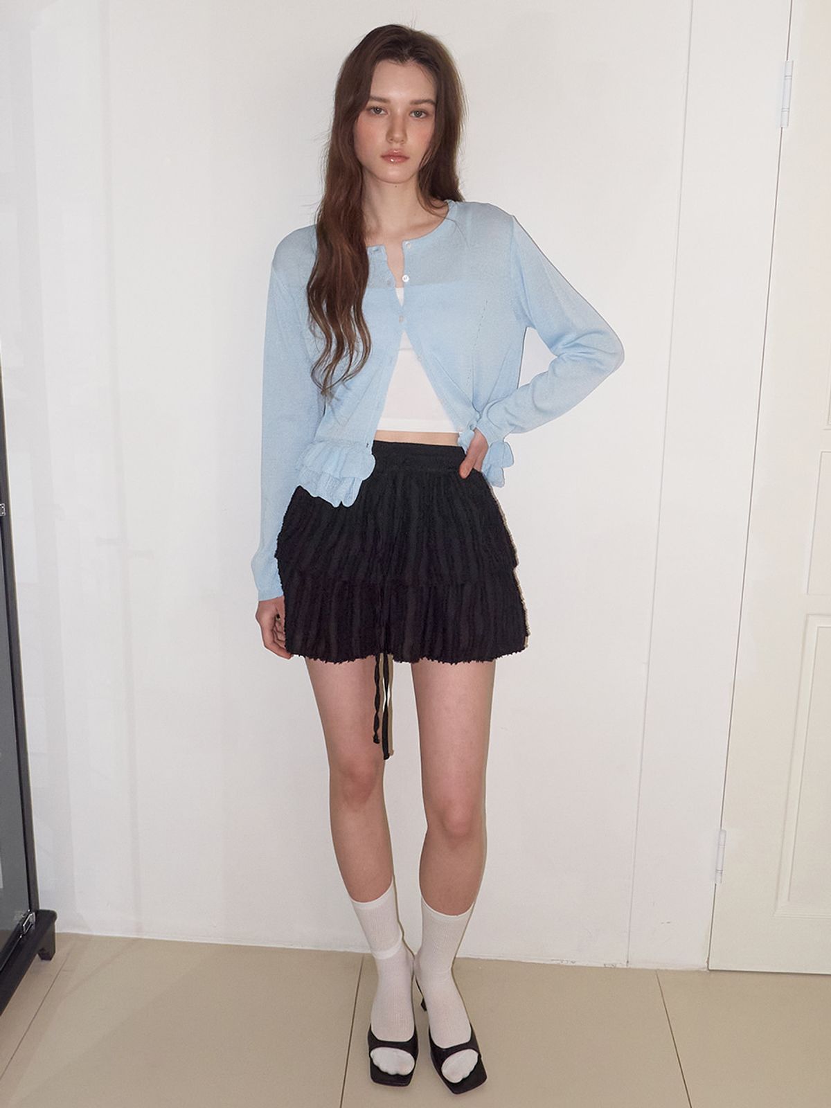 에트몽(ETMON) Texture Tiered Mini Skirt, Black
