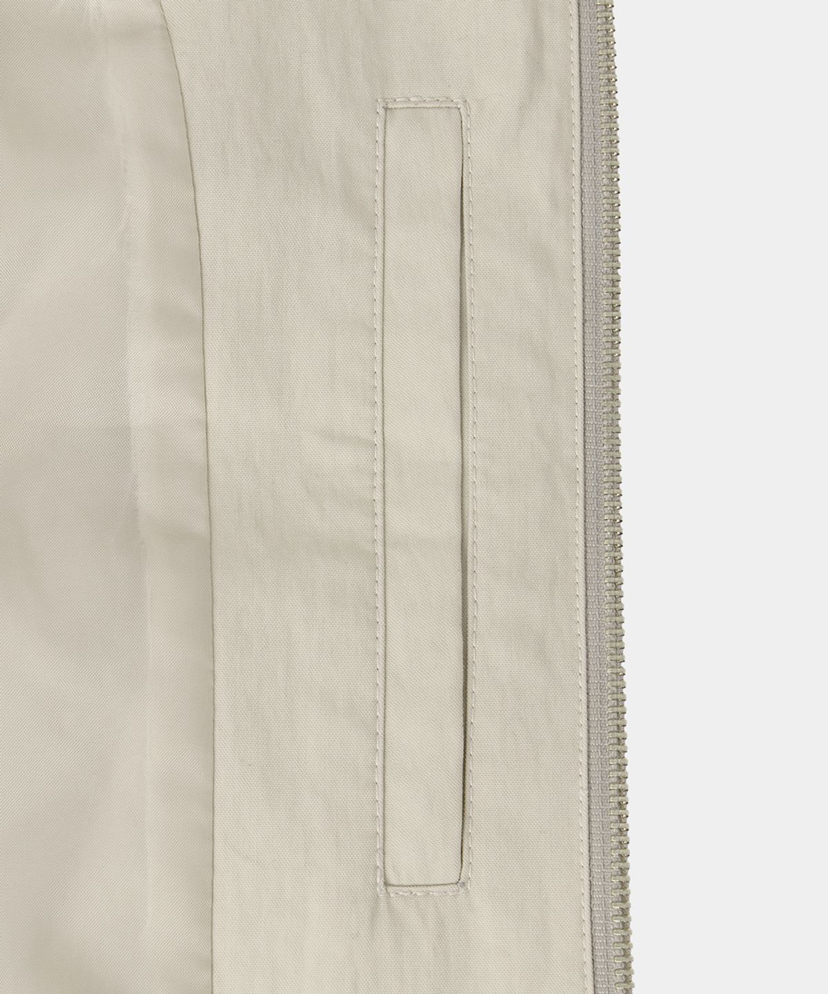 메종미네드(MAISON MINED) OVERLAYED POCKET BLOUSON BEIGE