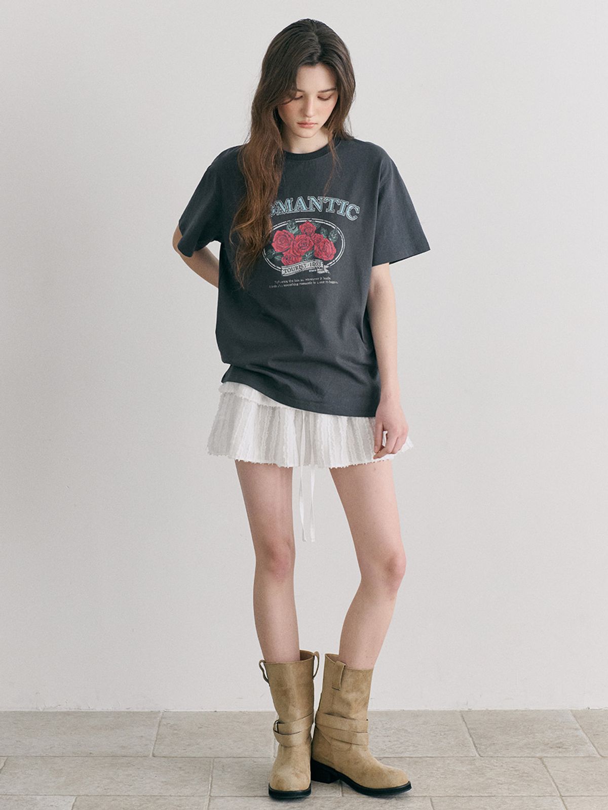 에트몽(ETMON) Romantic Graphic T-Shirt, Charcoal