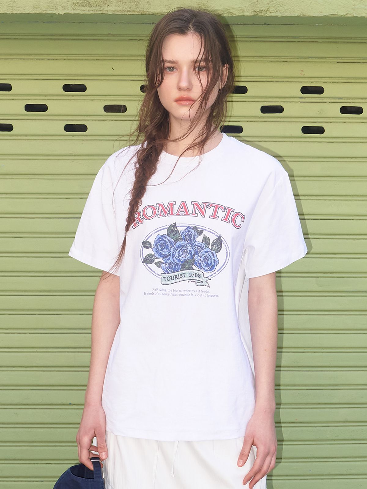 에트몽(ETMON) Romantic Graphic T-Shirt, White