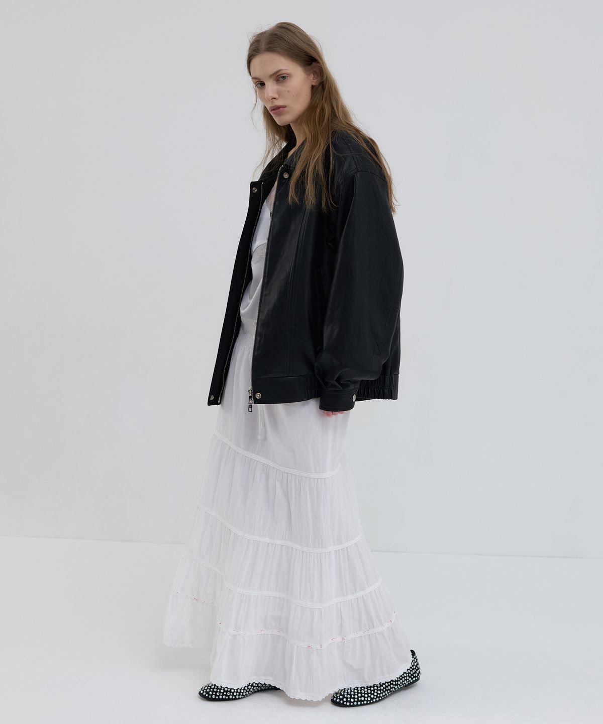 오버듀플레어(OVERDUEFLAIR) SMOCKED TIERED LONG SKIRT_WHITE