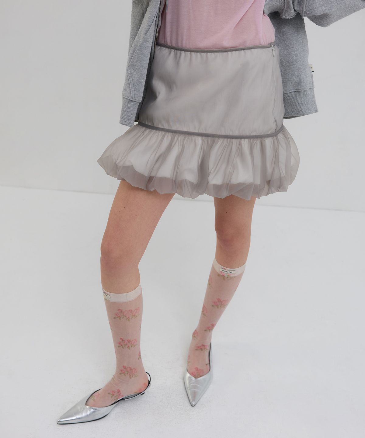 오버듀플레어(OVERDUEFLAIR) ORGANZA LAYERED MINI SKIRT_GREY/WHITE