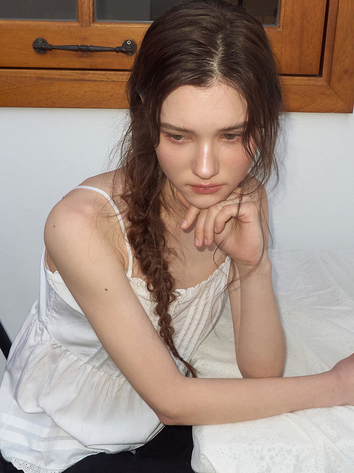 에트몽(ETMON) Pintuck Sleeveless Blouse, White