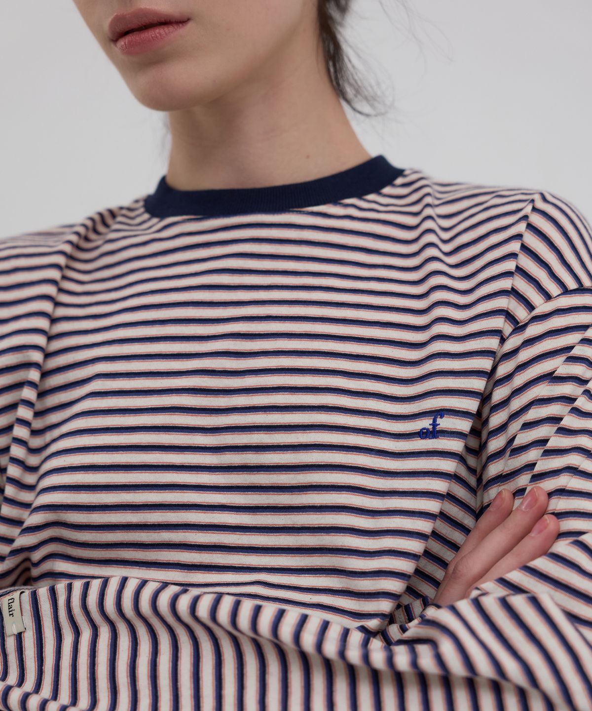 오버듀플레어(OVERDUEFLAIR) STRIPE LONG SLEEVE T-SHIRT_NAVY