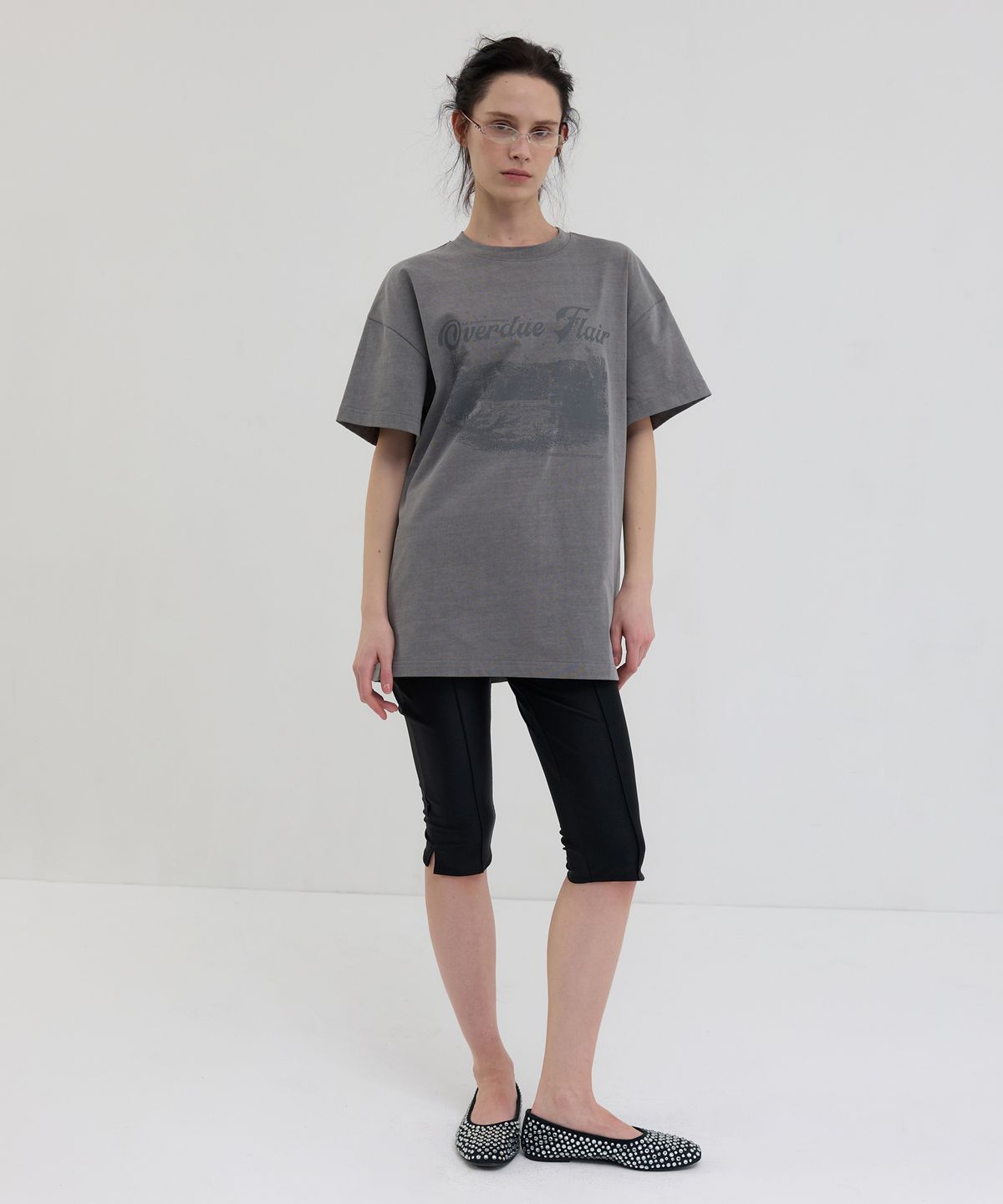 오버듀플레어(OVERDUEFLAIR) NEW VINTAGE PRINTING T-SHIRT_CHARCOAL