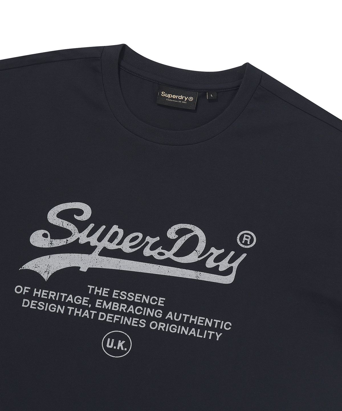 슈퍼드라이(SUPERDRY) 에센셜 로고 티셔츠 다크네이비 SDUISCQ11DNY