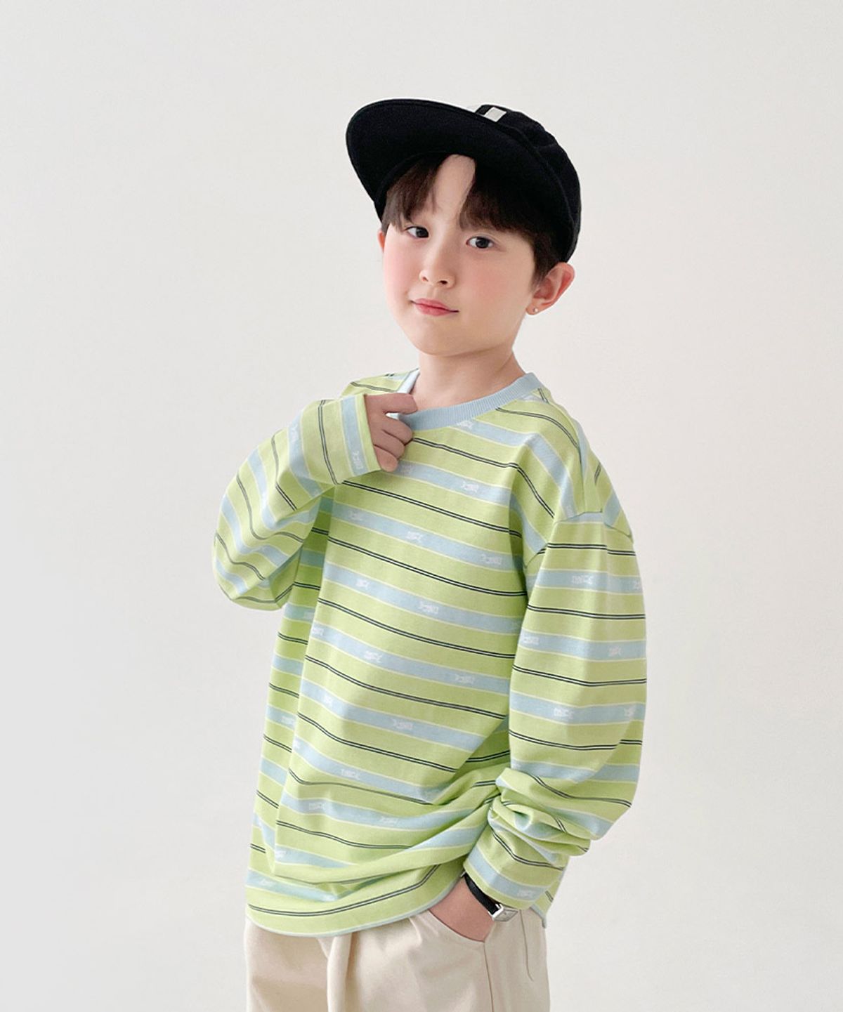 베리클로젯(BERRYCLOSET) 씨몬 ST 티셔츠