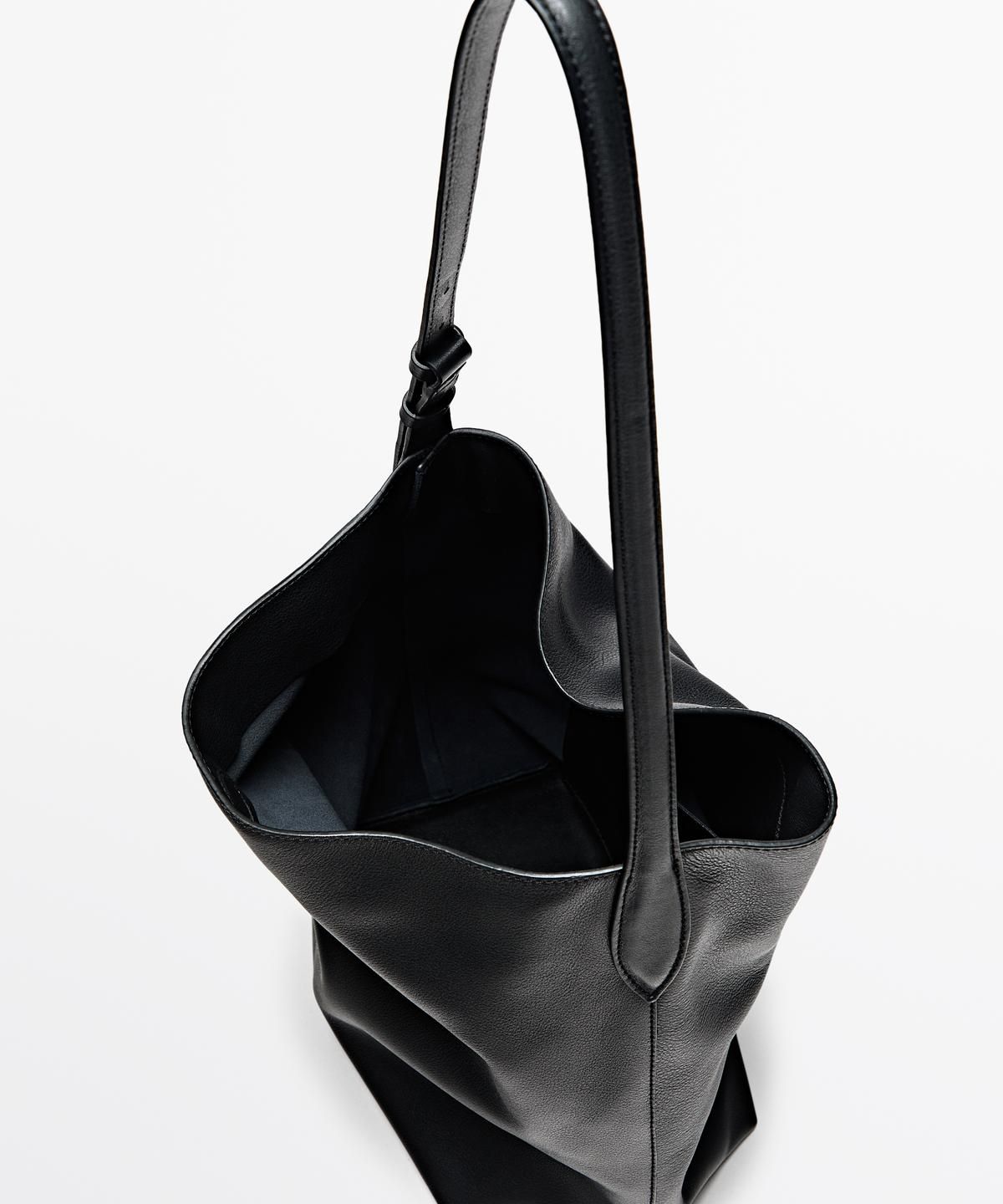 마시모두띠(MASSIMO DUTTI) 나파 가죽 버킷 백