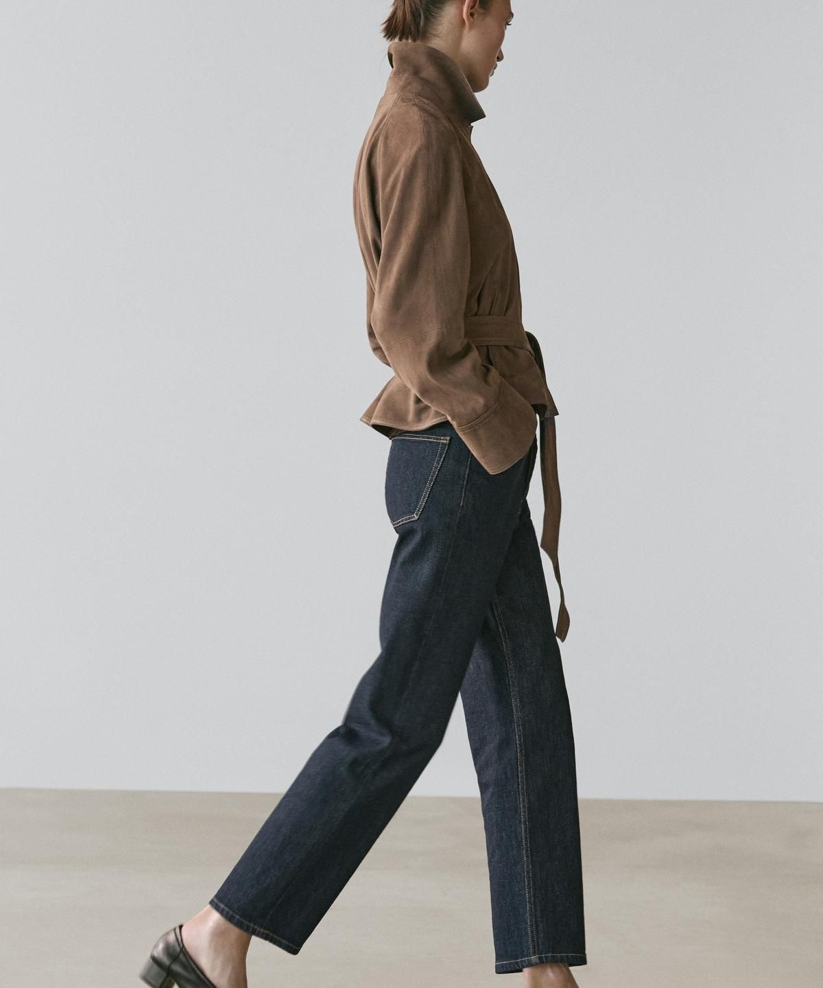 마시모두띠(MASSIMO DUTTI) 벨티드 스웨이드 레더 재킷