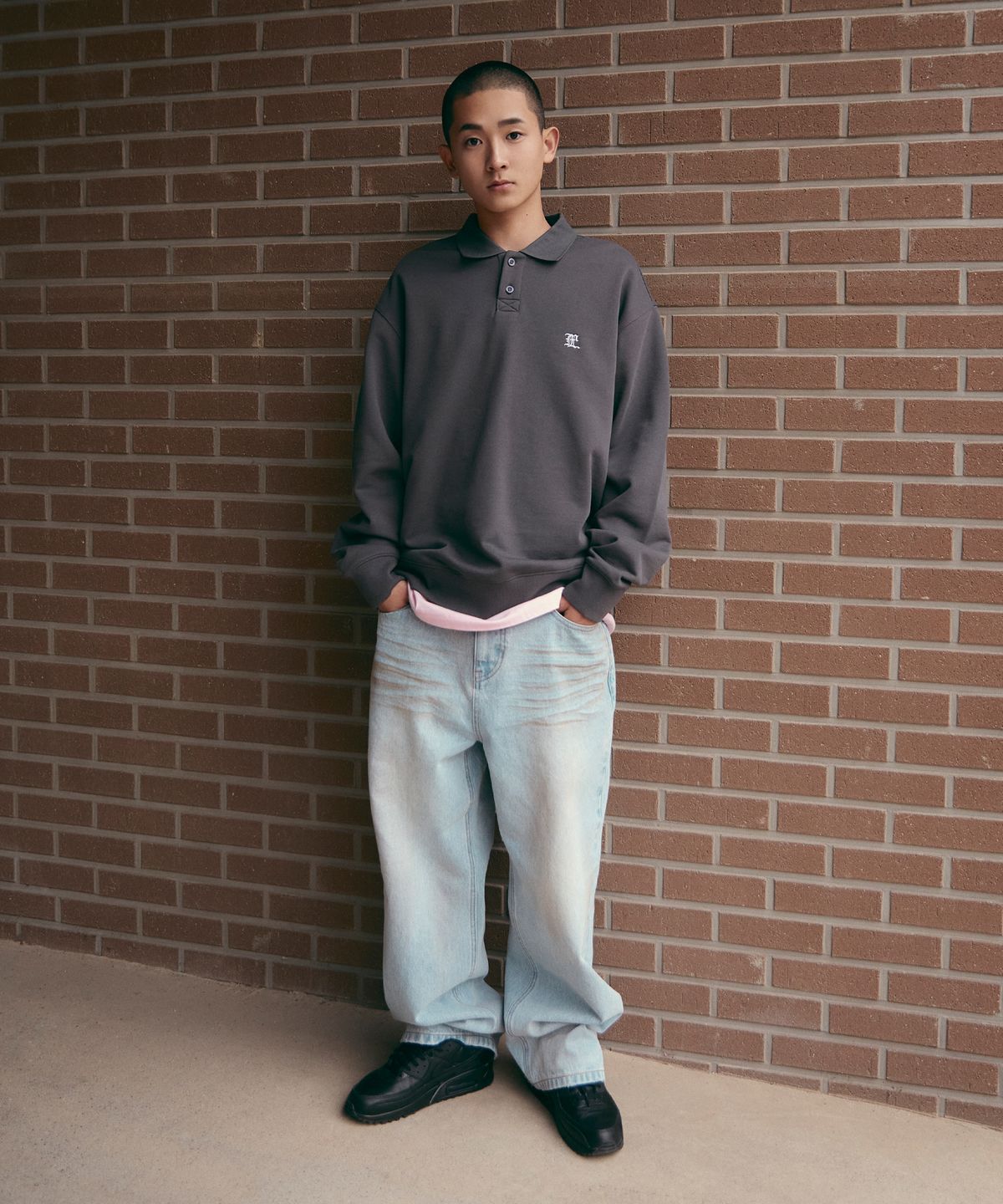 엘엠씨(LMC) GOTHIC COLLAR SWEATSHIRT charcoal