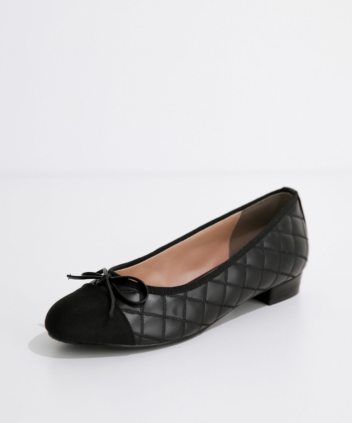 로제니크(ROSENICK) 네일레 라운드 투톤 퀄팅 리본플랫 (2cm/3colors)