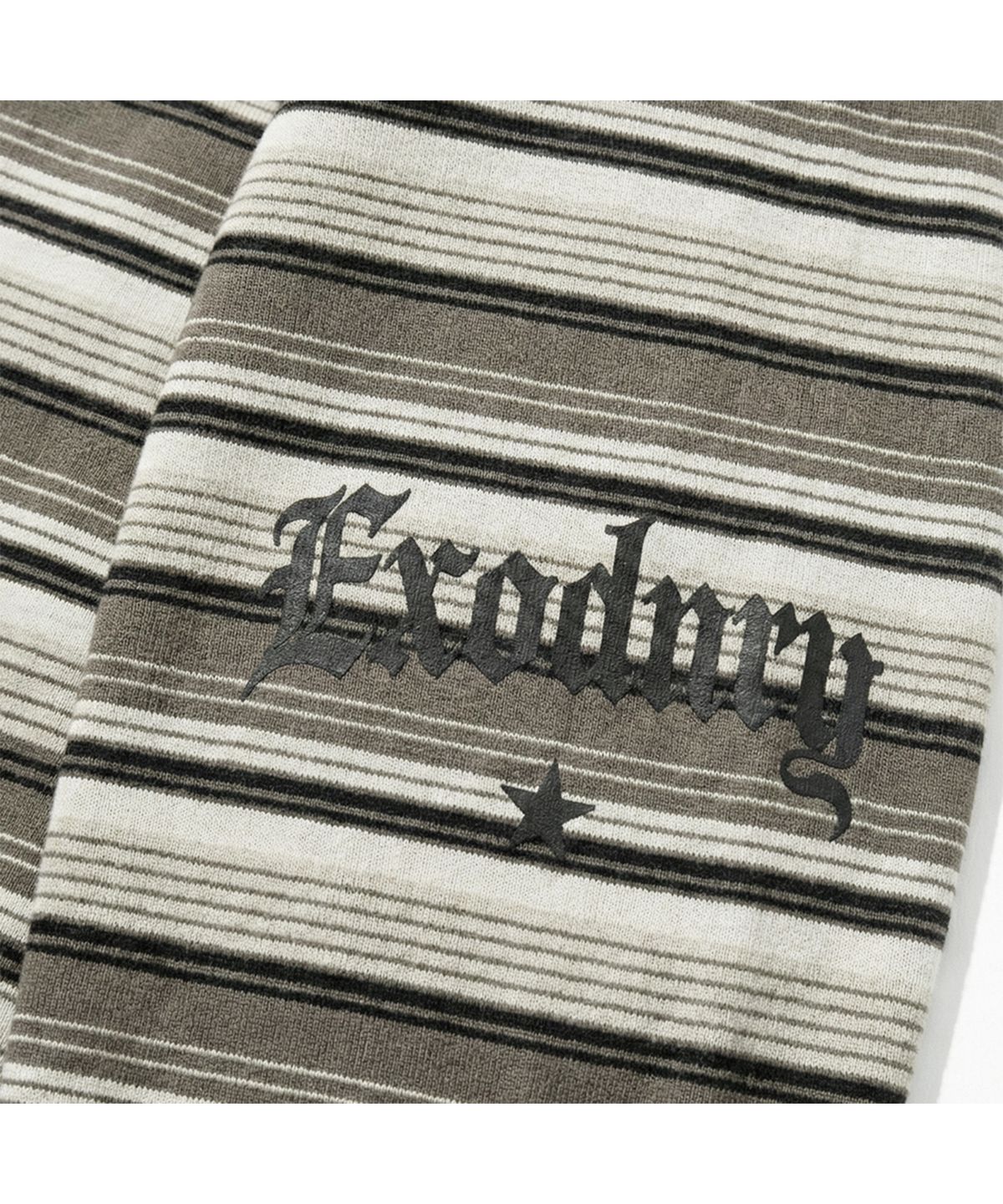 엑스트라오디너리(EXTRAORDINARY) GOTHIC LOGO STRIPE LS TEE GREY