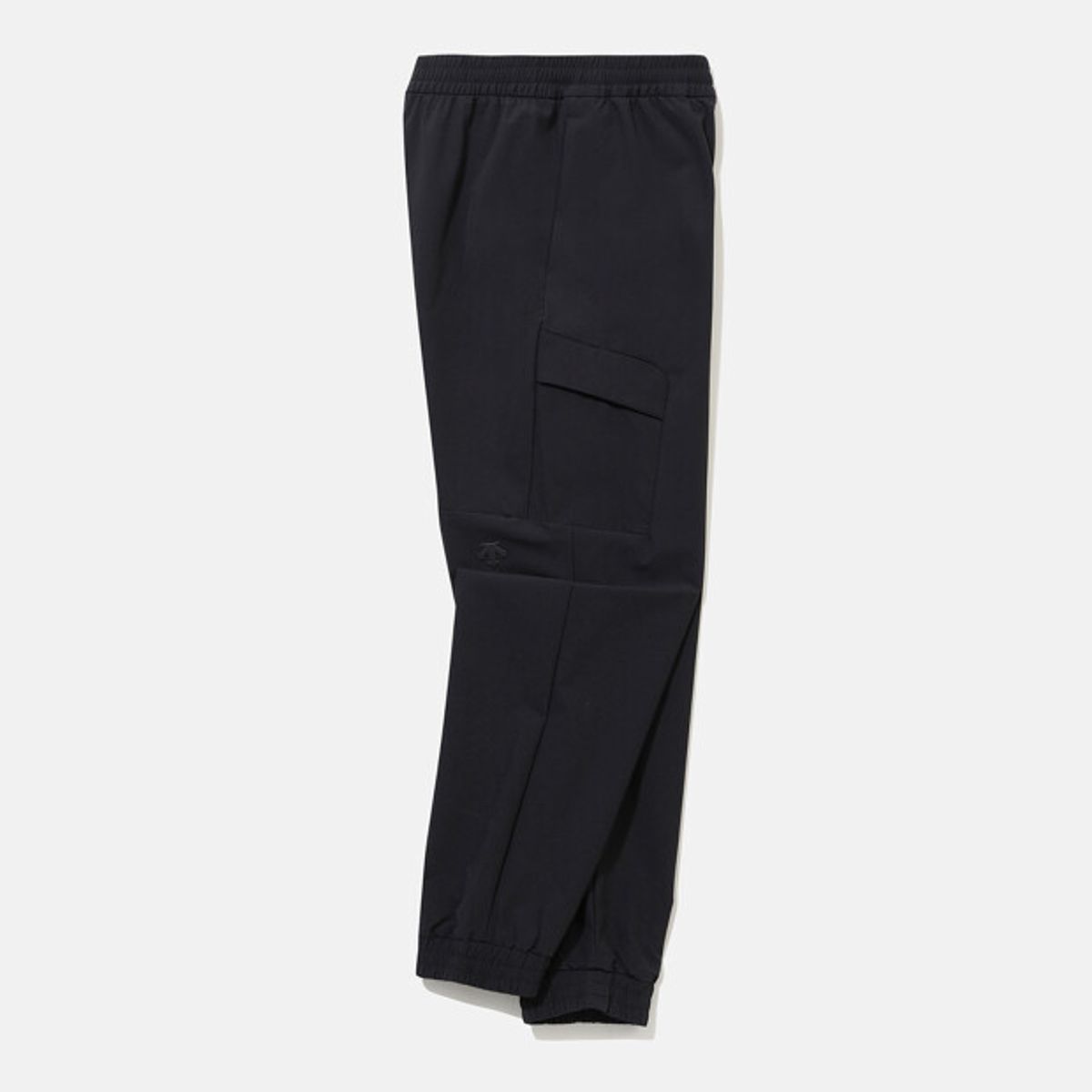 데상트(DESCENTE) 듀얼리스 카고 조거 팬츠 블랙 SR111DPT21
