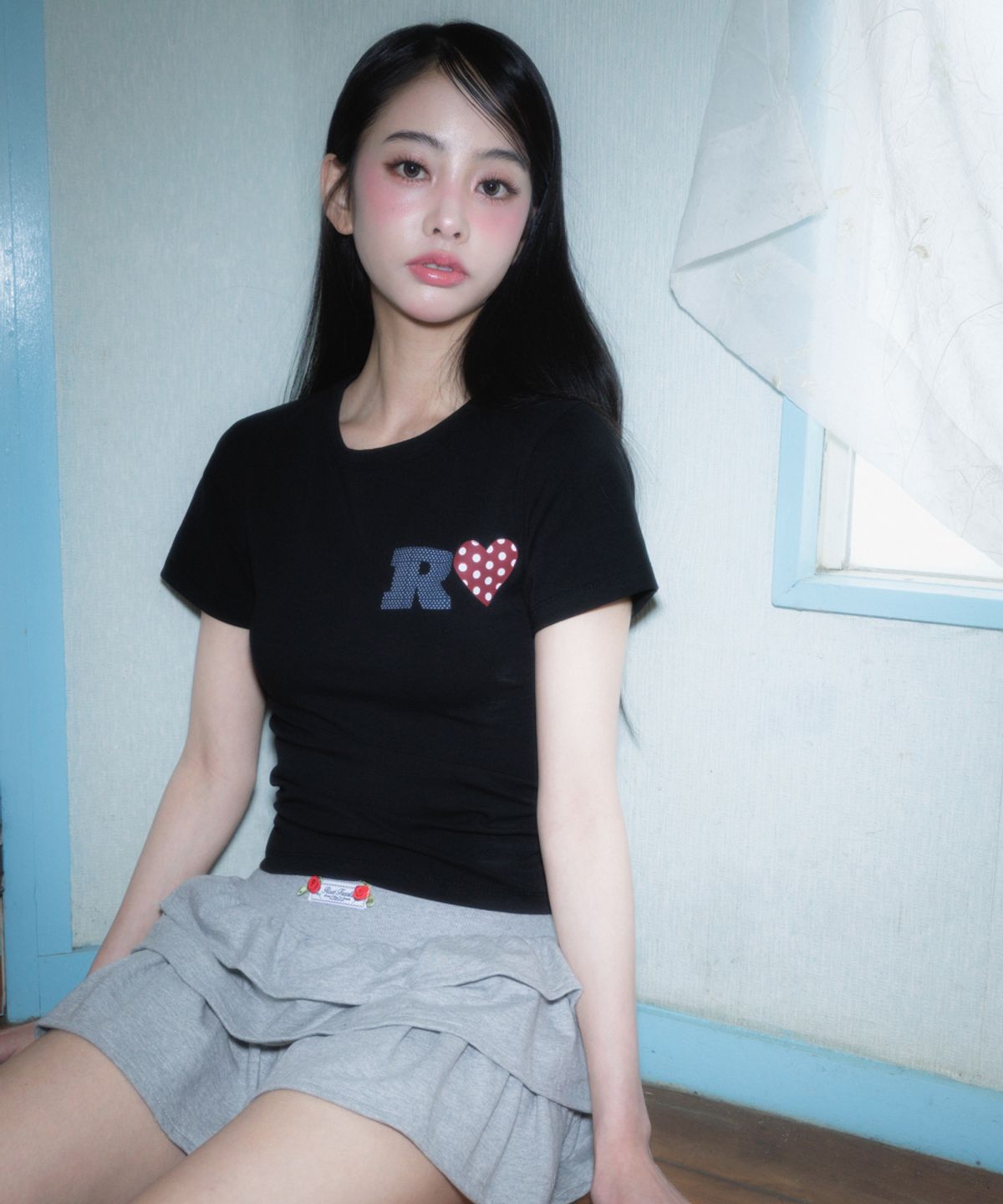 로제프란츠(ROSEFRANTZ) Dot Heart Cotton T-Shirt [Black]