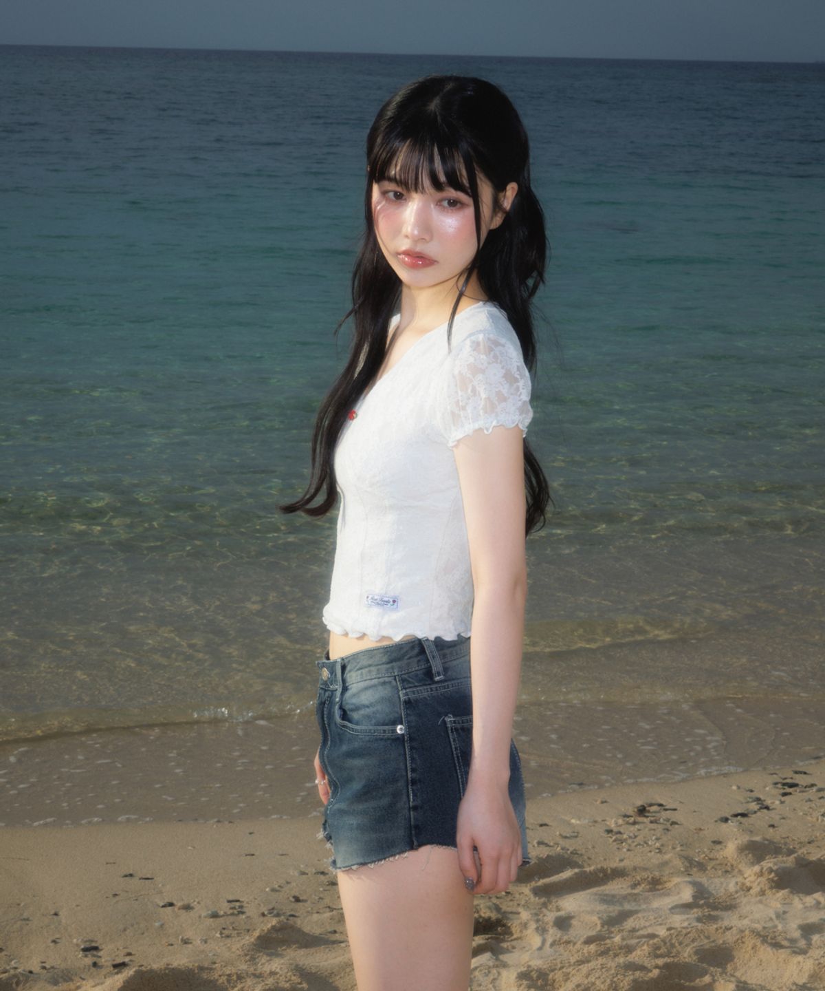 로제프란츠(ROSEFRANTZ) Rose Lace Slim T-shirt [Ivory]
